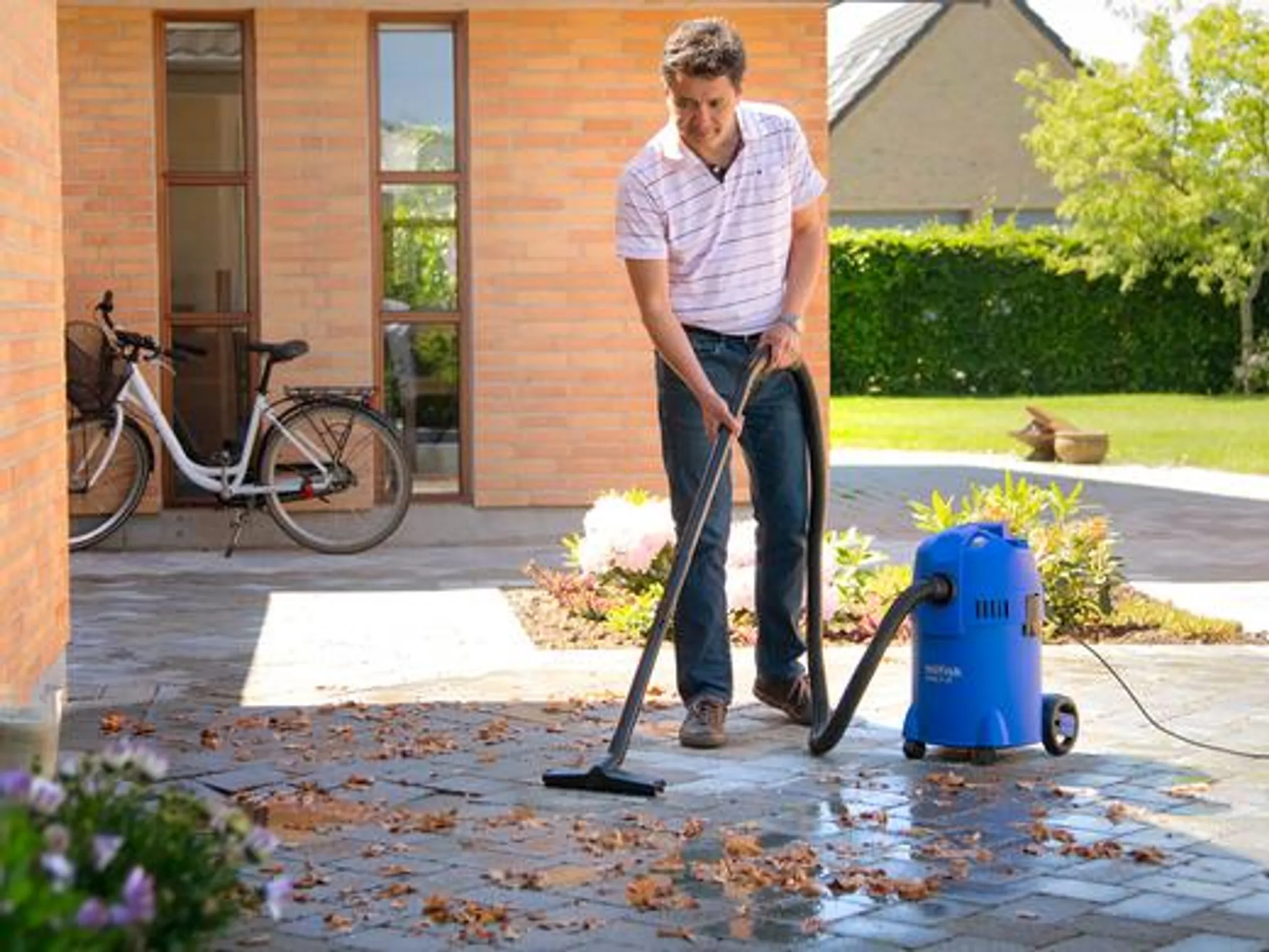 Nilfisk Aspirateur Avale-tout Buddy II 18 image