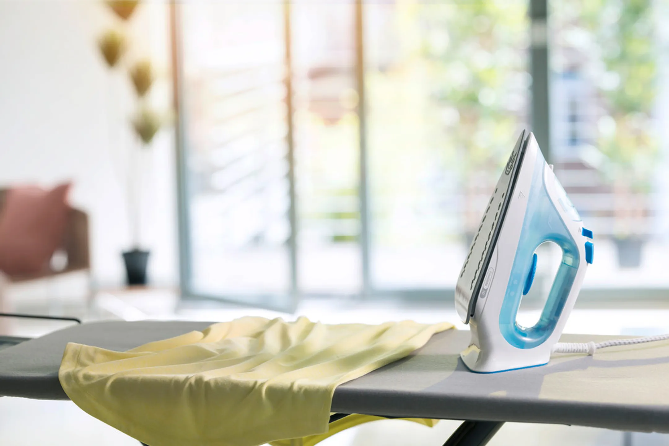 Braun Iron TexStyle 3 SI3053BL image