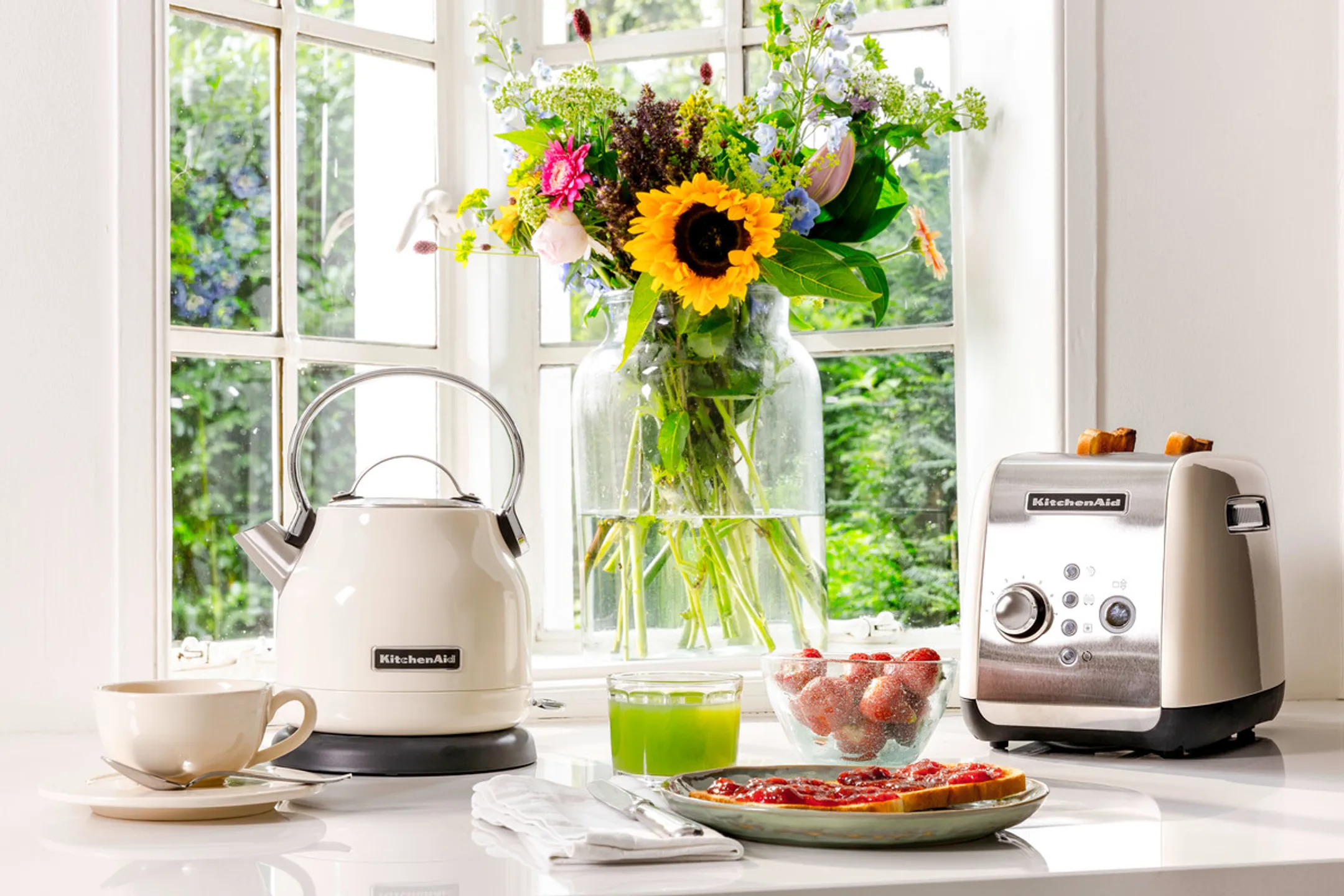 KitchenAid Toaster 5KMT221EAC image