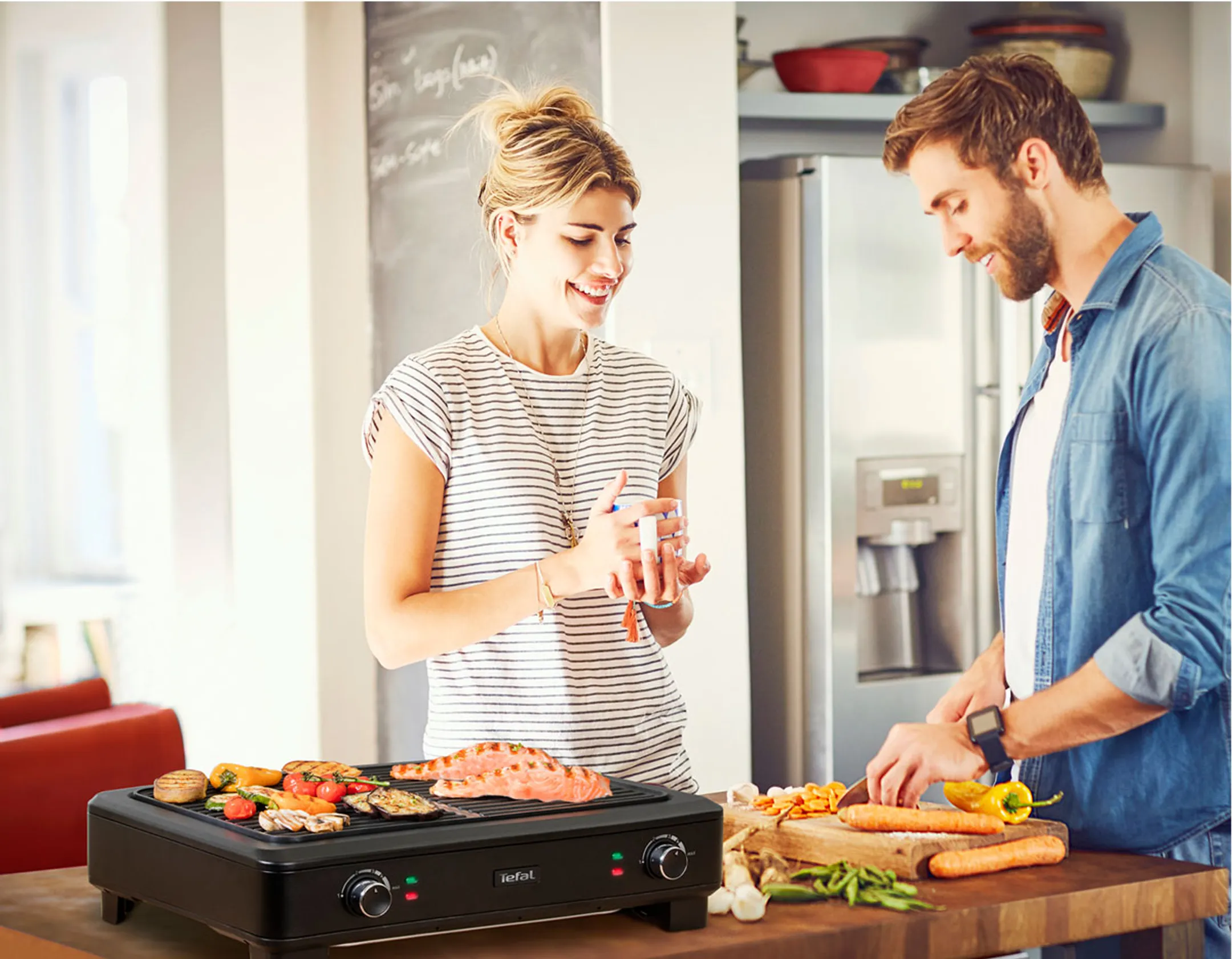 Tefal Plancha Smoke Less Grill TG900812 image