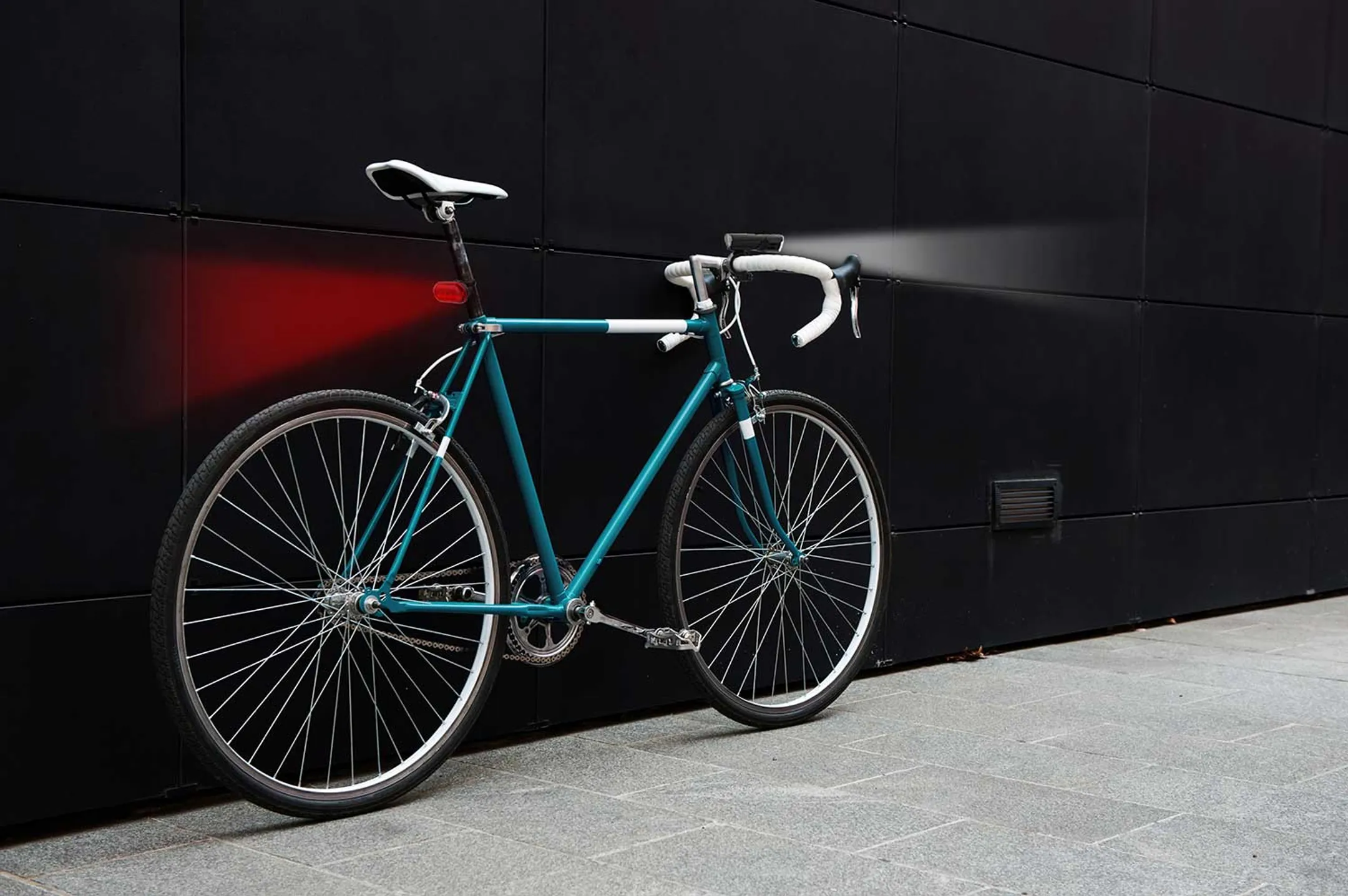 Urban Moov Pack 2 lumières vélo LED - Weiß et rouge image