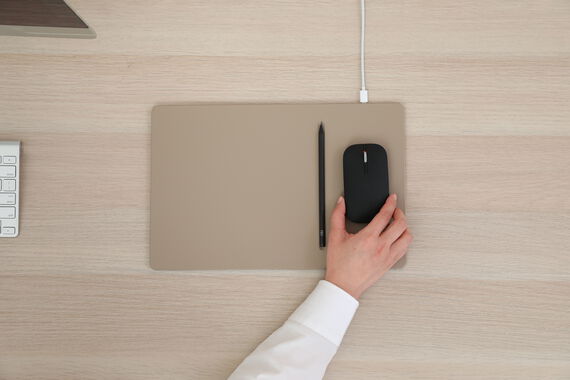 POUT HANDS3 Pro Combo souris sans fil + tapis de souris fast charging - Crème