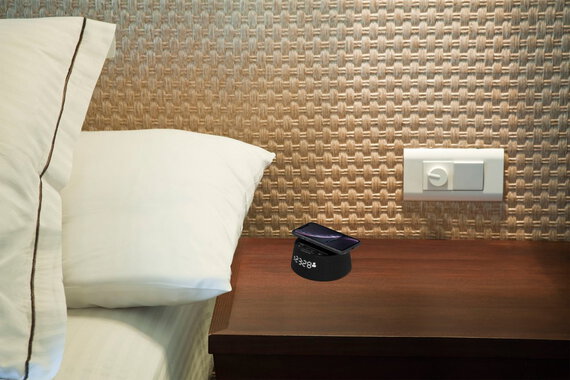 Philips Radio réveil Bluetooth® TAPR702 rechargement smartphone sans fil Qi Noir