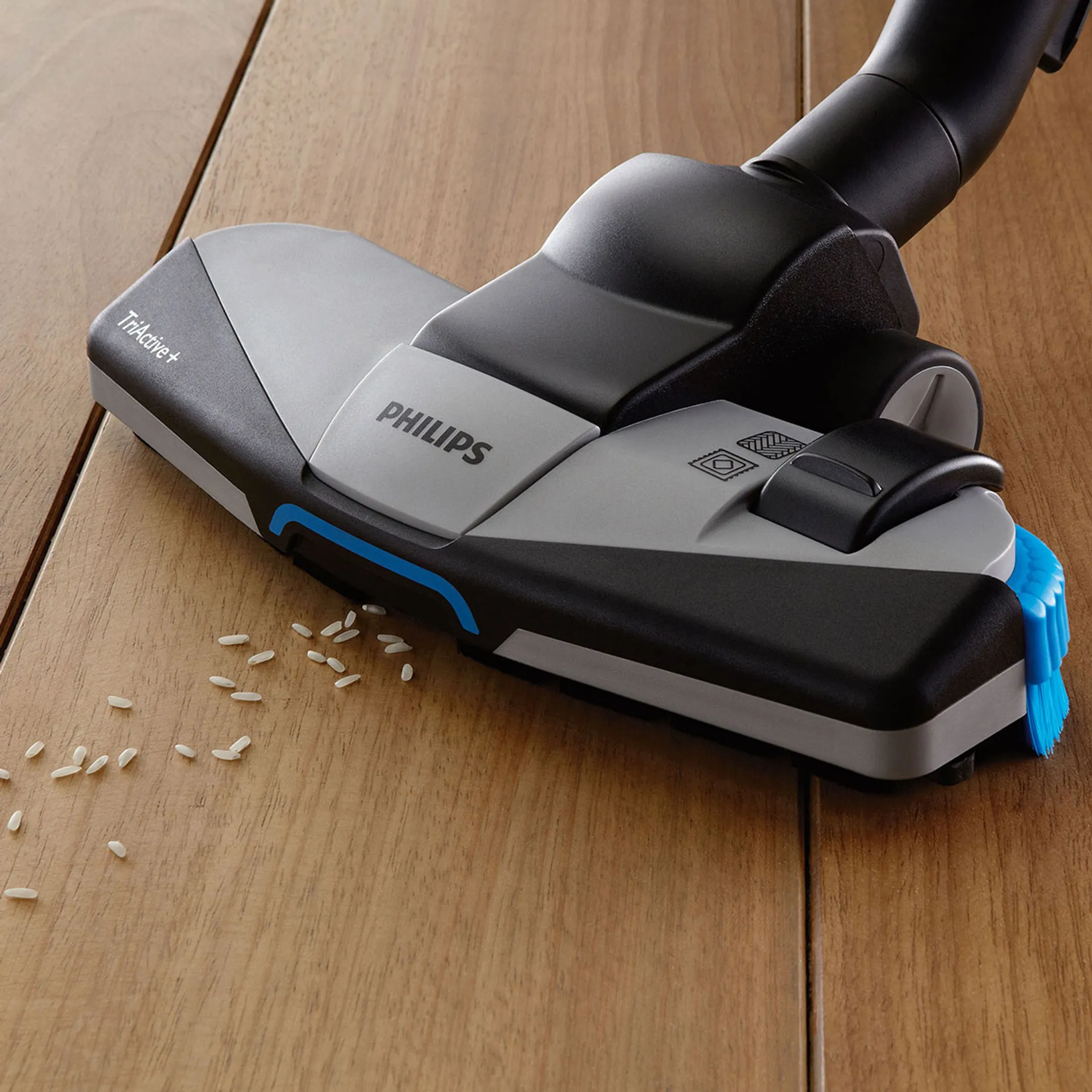Philips Bagless vacuum cleaner PowerPro Active FC9556/09 image