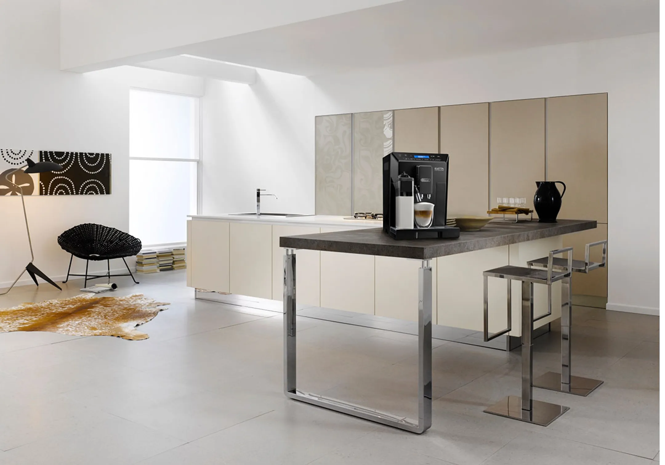 De'Longhi Machine à expresso automatique Eletta ECAM44.660.B image