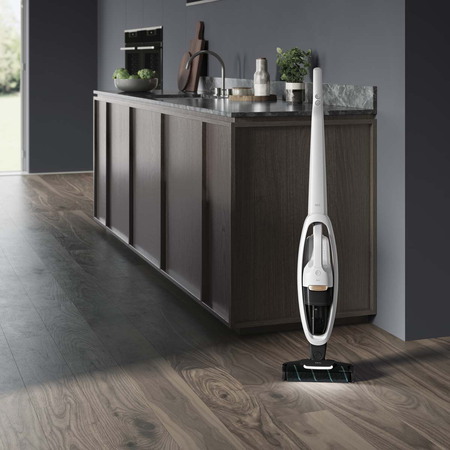 AEG Aspirateur balai QX8-2-PALR