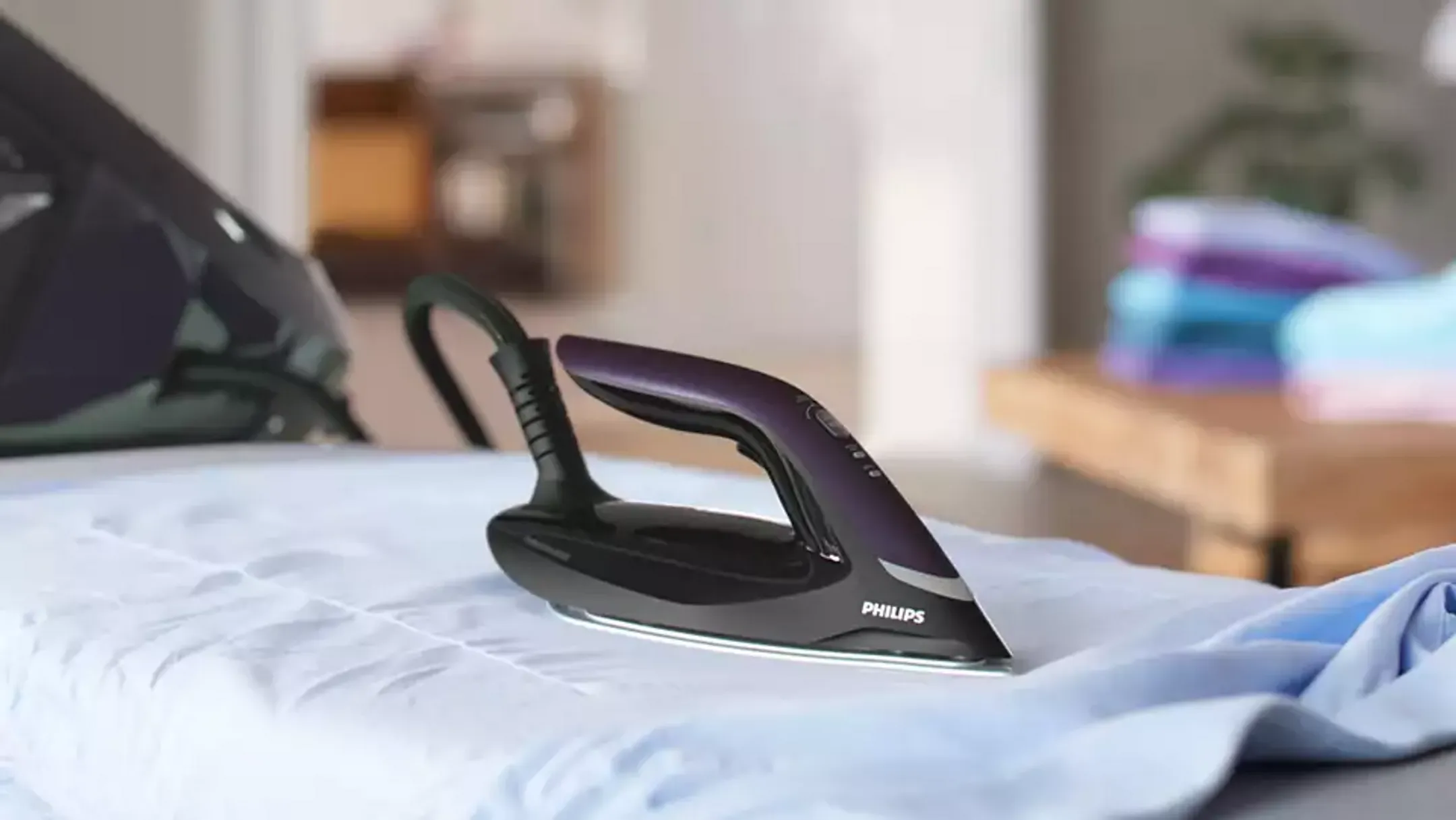 Philips Steam iron PerfectCare PSG8160/30 image