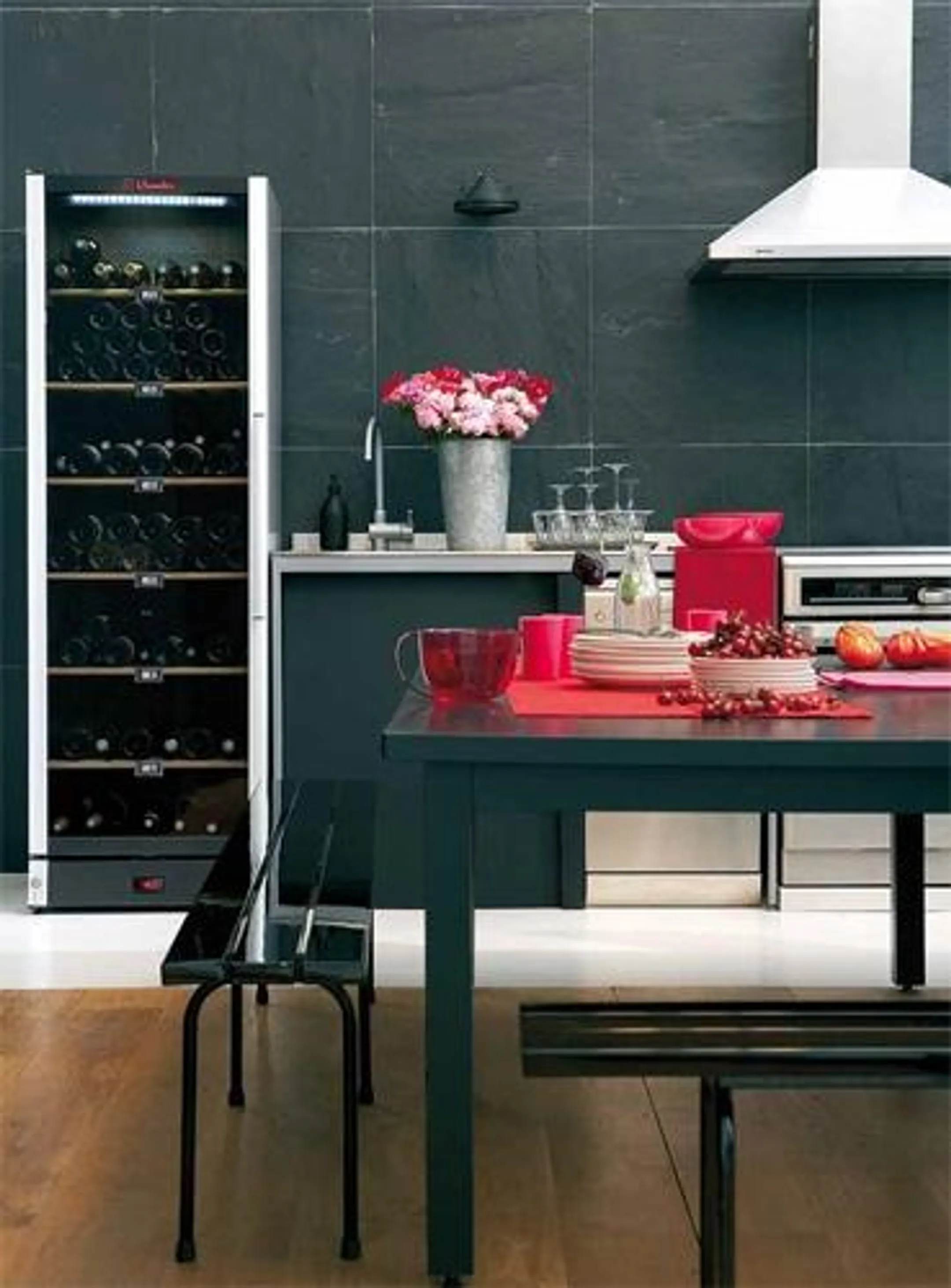 La Sommelière VIP185 wine cellar - 195 bottles image