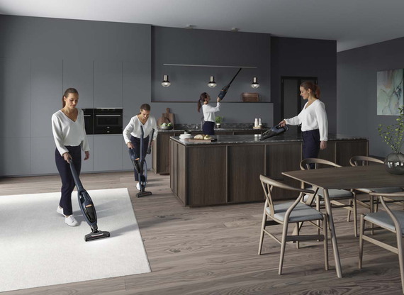 AEG Aspirateur balai QX6-1-46DB