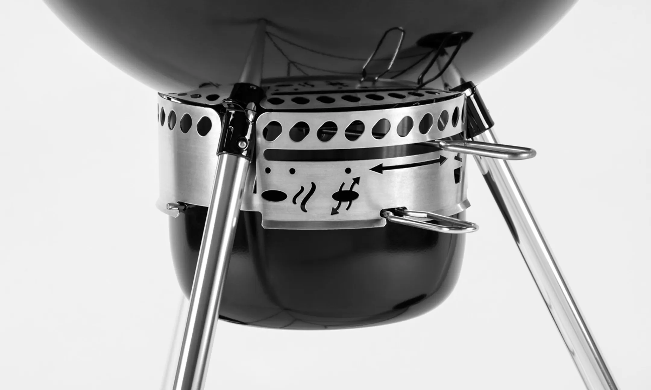 Weber Barbecue à charbon Master-Touch GBS E-5750 - Noir image