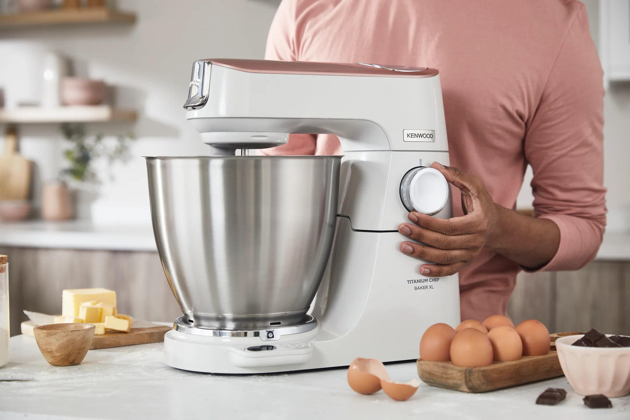 Kenwood Robot de cuisine Titanium Chef Baker XL avec balance intégrée KVL65.001WH image