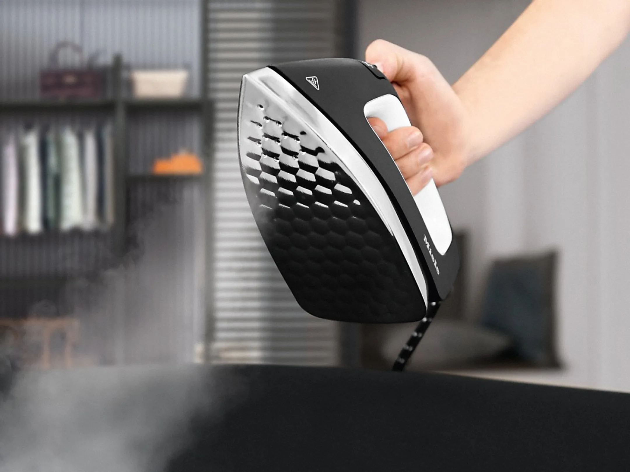 Miele Système de repassage B4312 FashionMaster image