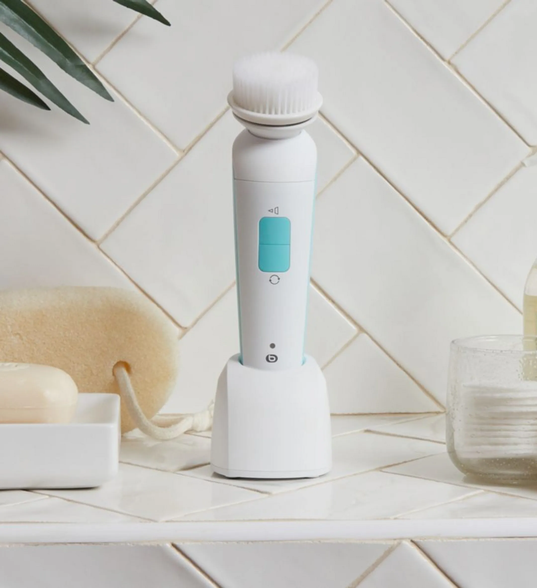 ESSENTIEL-B Brosse nettoyante visage EBF3 image