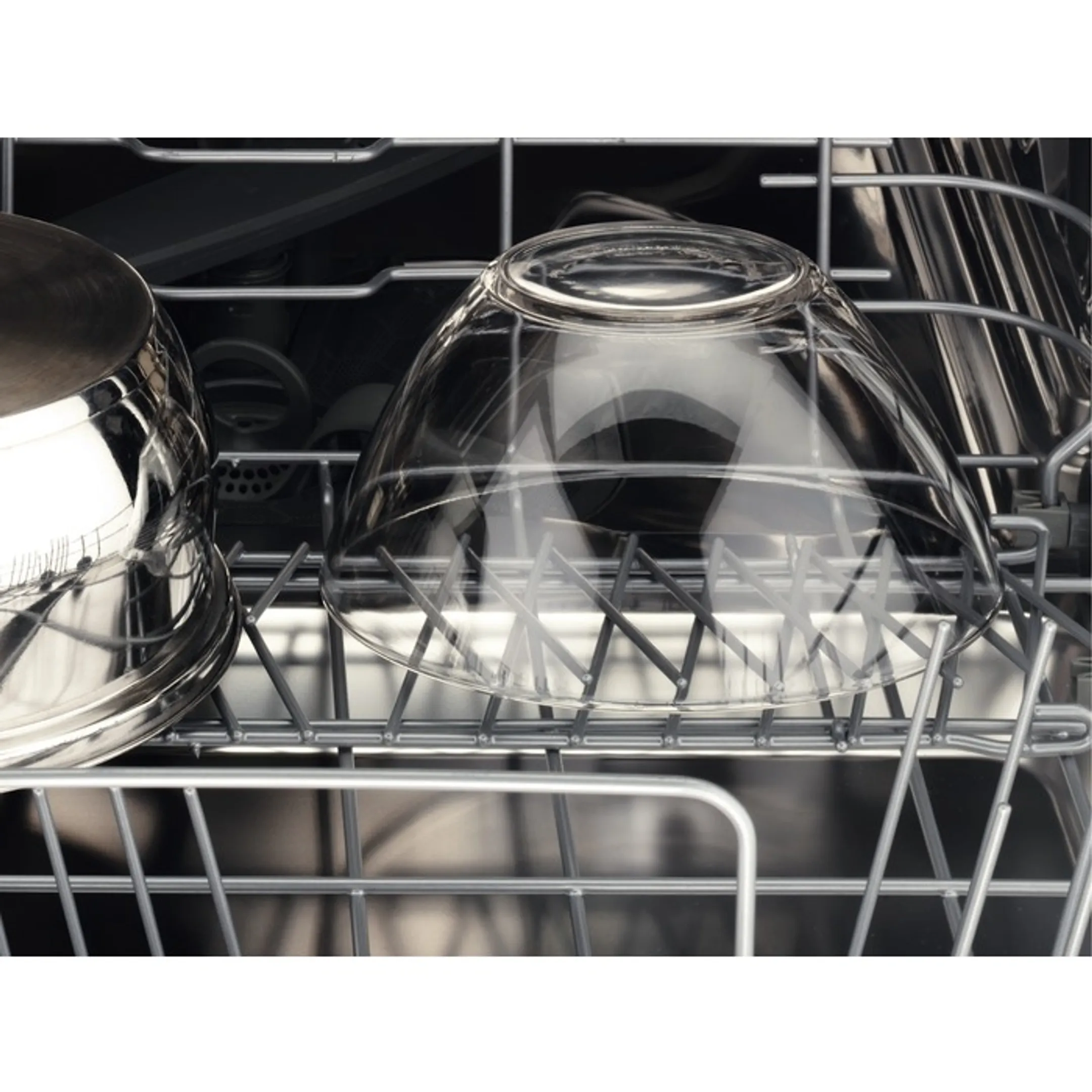 AEG Semi-integrated Dishwasher Serie 6000 FES5396XZM image