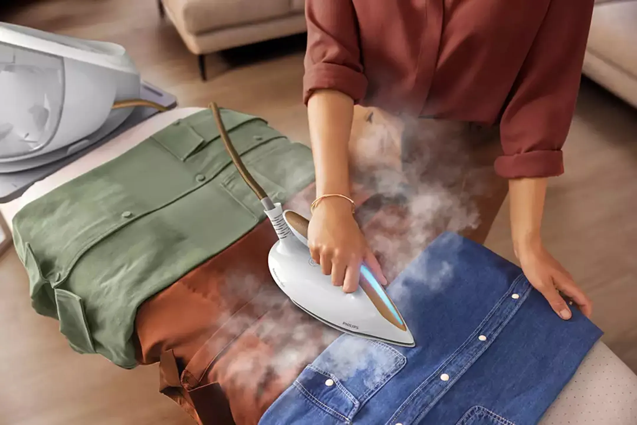 Philips Dampfbügelstation PerfectCare 7000 Series PSG7040/10 image