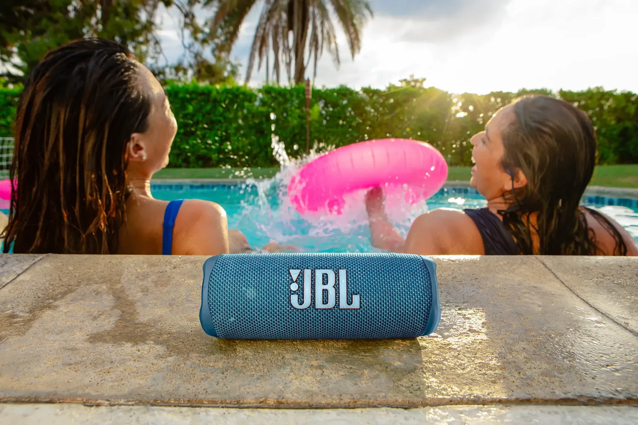 JBL Flip 6 Bluetooth Speaker - Blue image