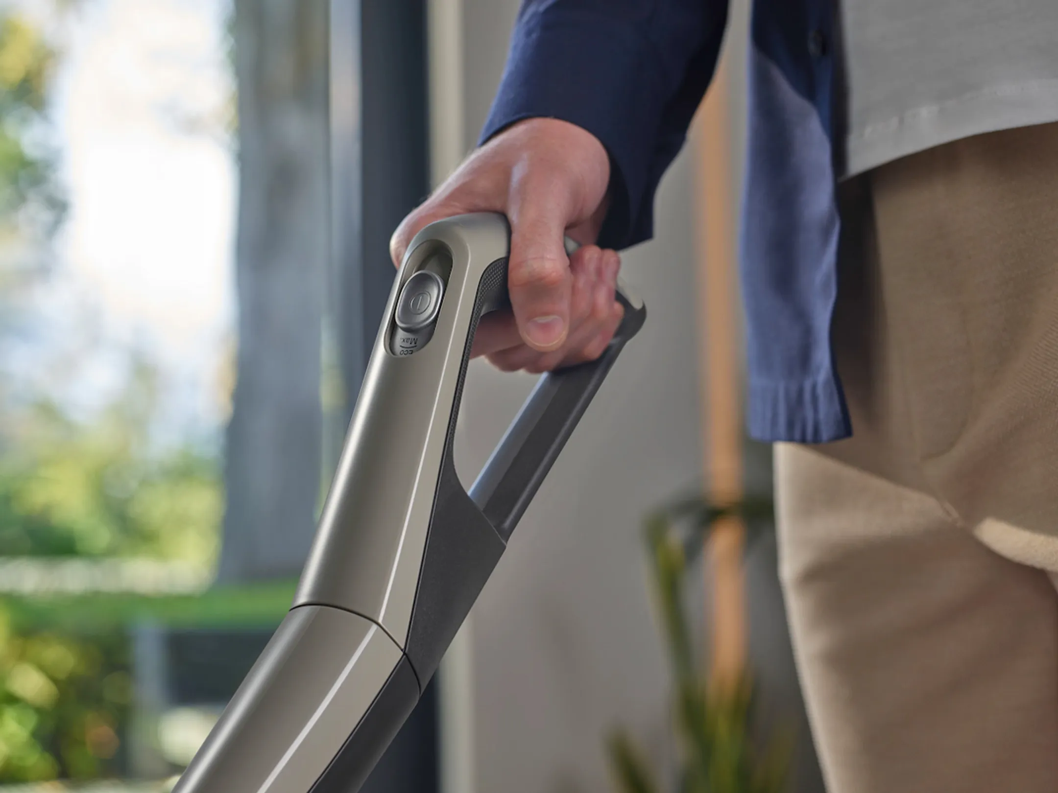 Miele Cordless stick vacuum cleaners Triflex HX2 Sprinter - Cashmere grey image