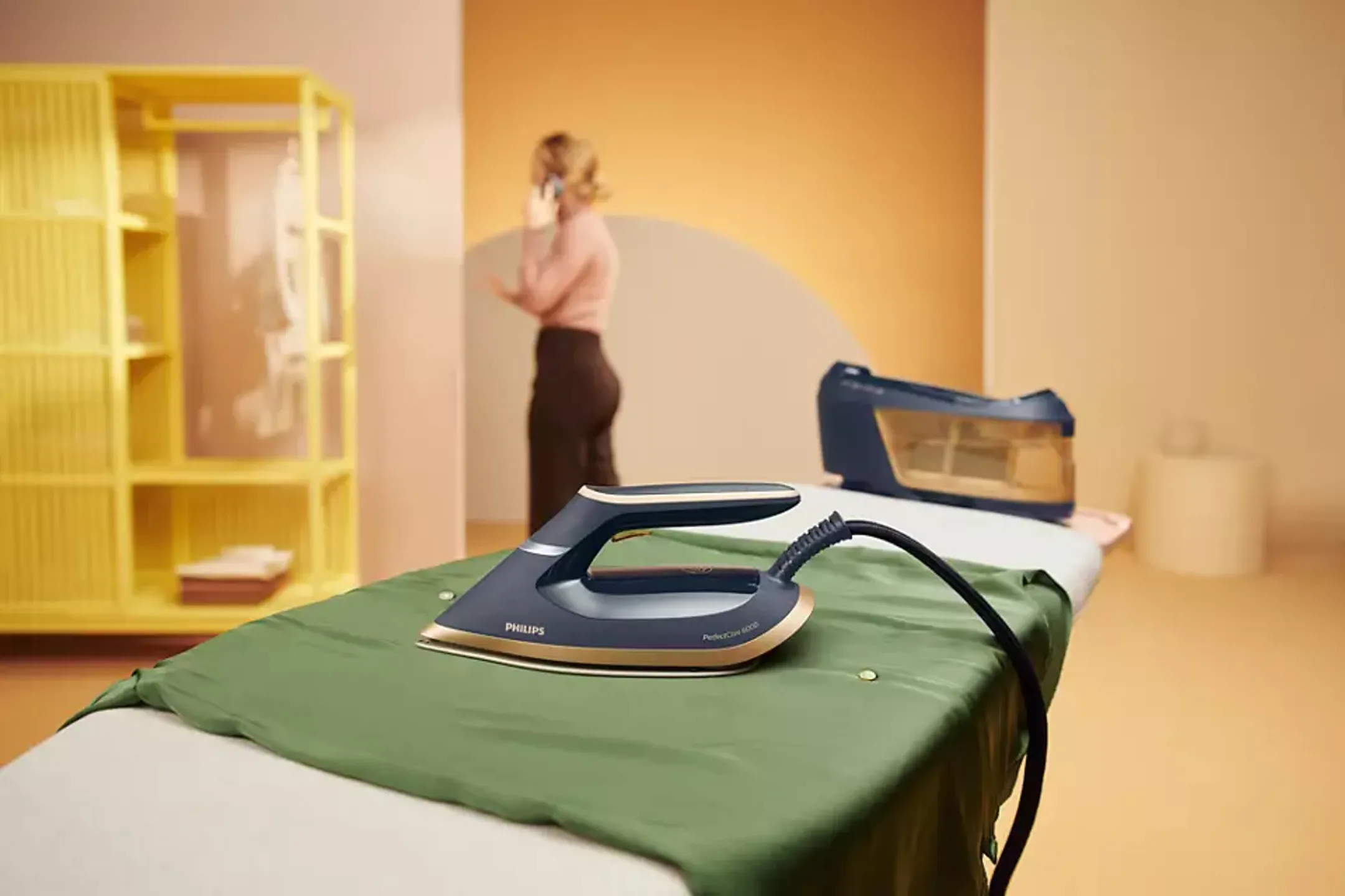 Philips PerfectCare 6000 Series Dampfbügelstation PSG6066/20 image