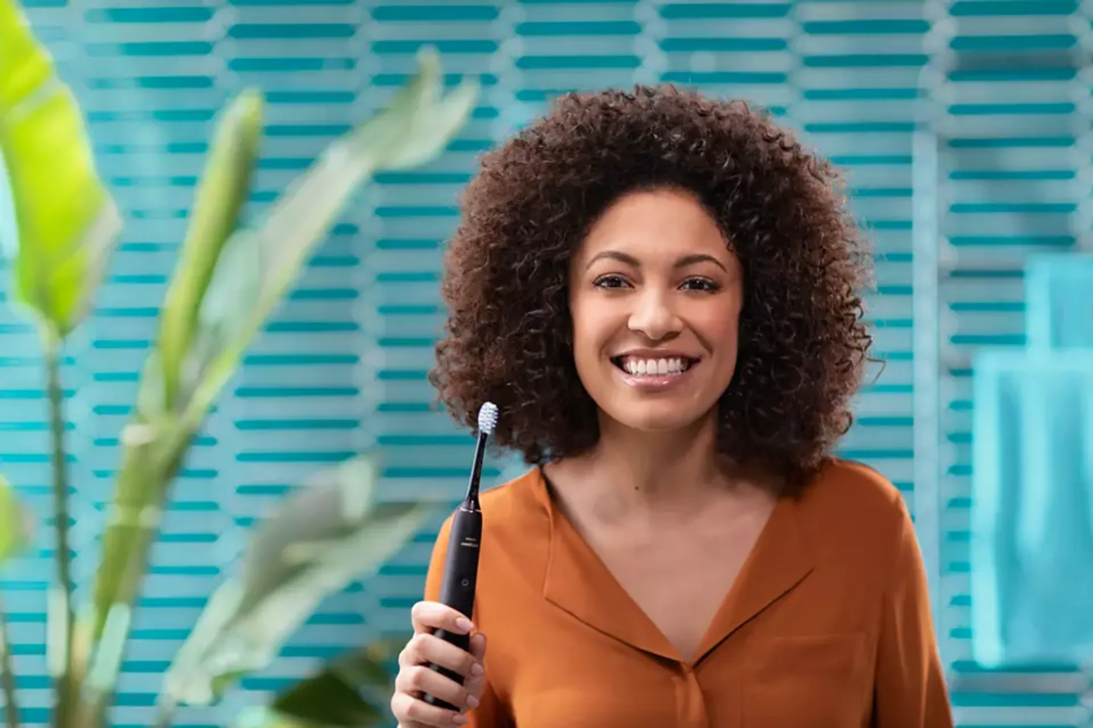 Philips Sonicare DiamondClean 9000 Electric toothbrush - Black image