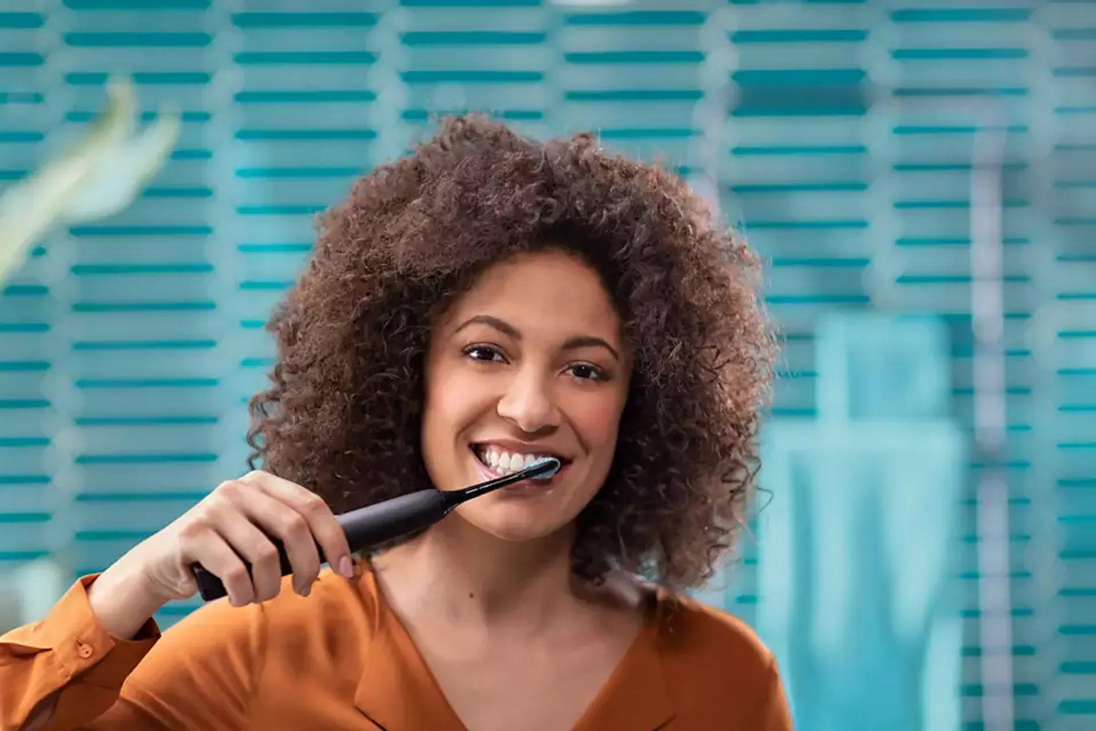 Philips Sonicare DiamondClean 9000 Electric toothbrush - Black image