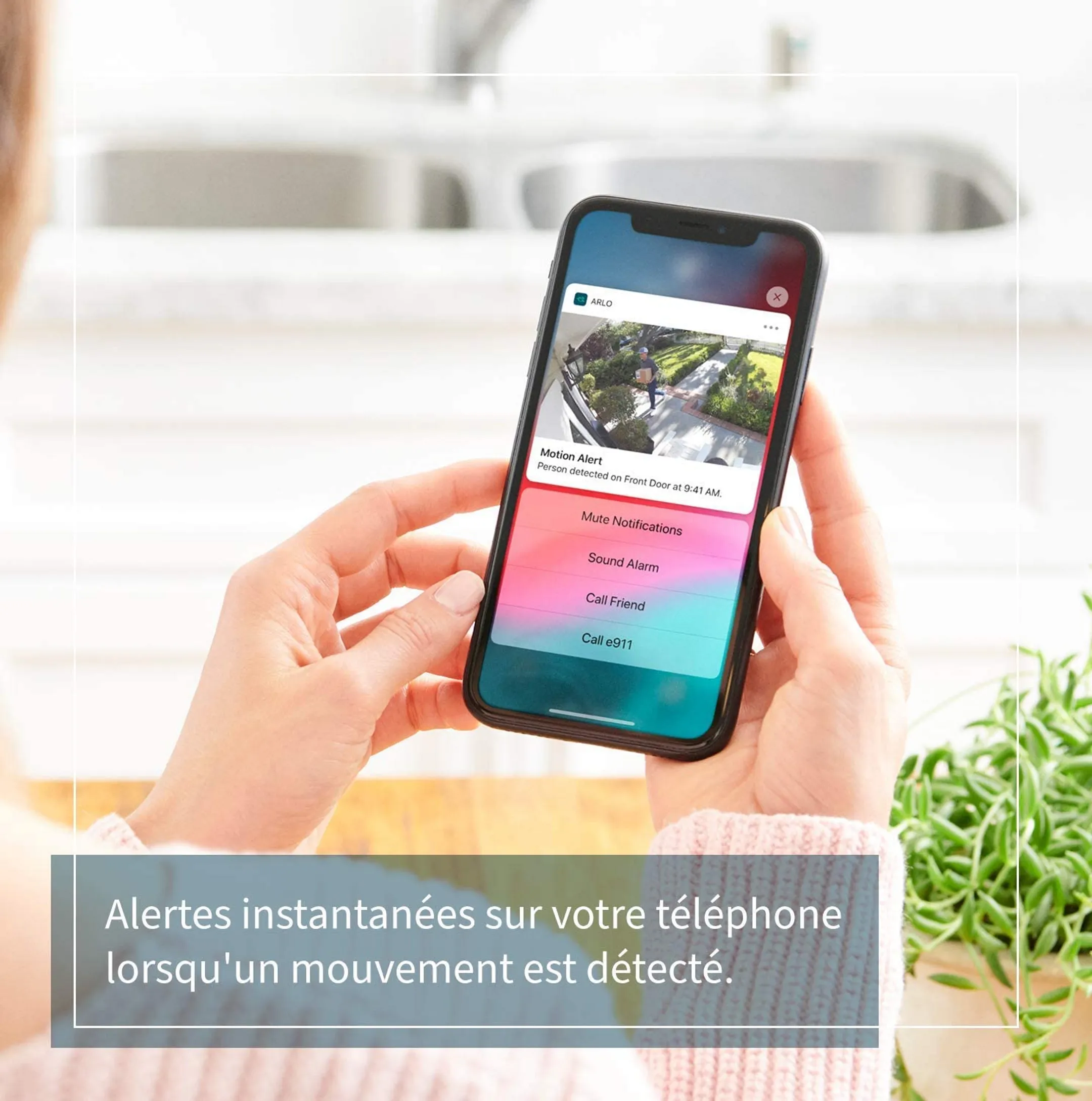 ARLO Caméra de sécurité Essential Spotlight - Blanc image