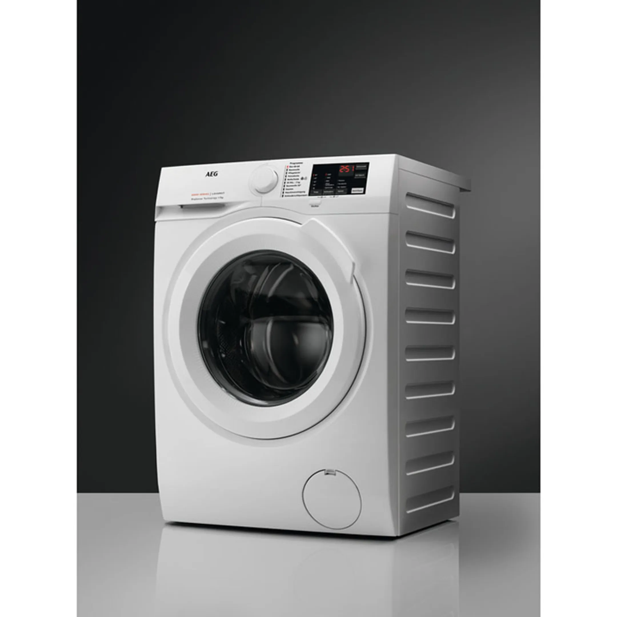 AEG Washing machine LF62R74KR ProSense image