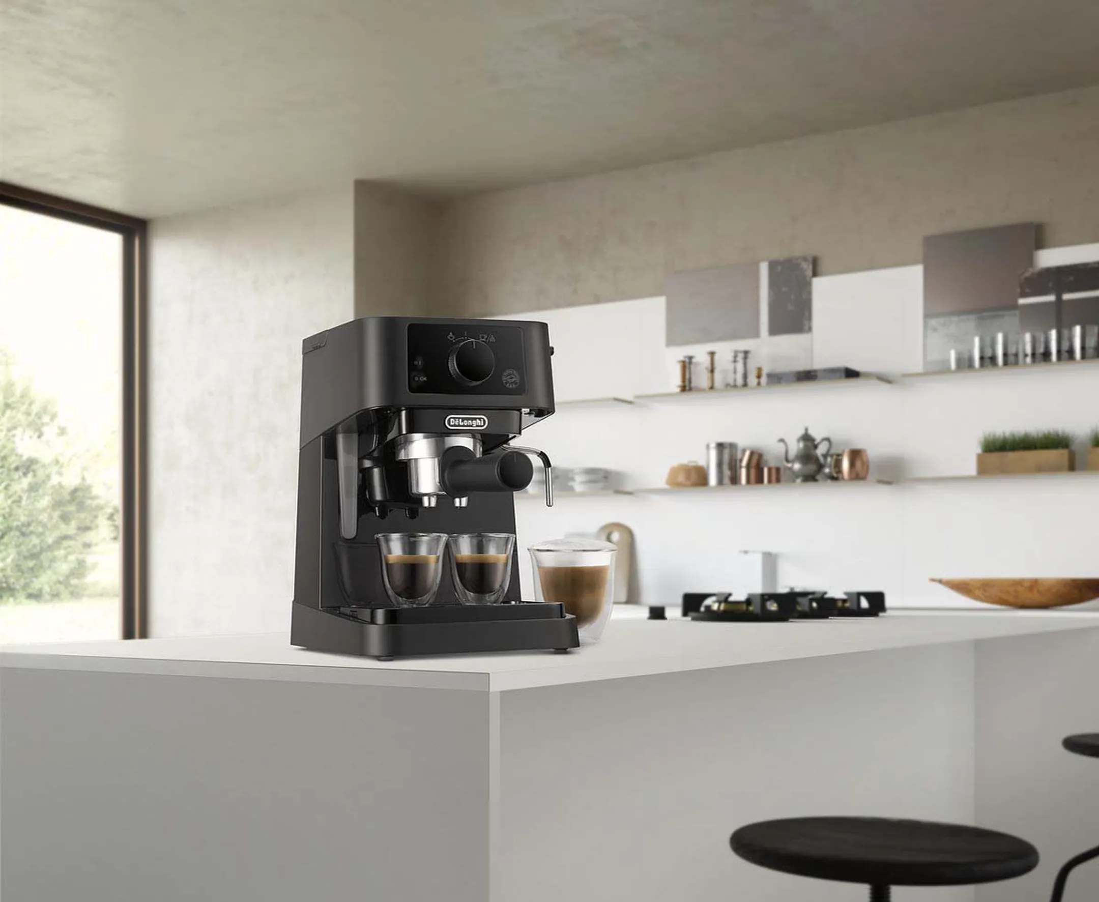 De'Longhi Espressomaschine Stilosa EC235.BK – Schwarz image