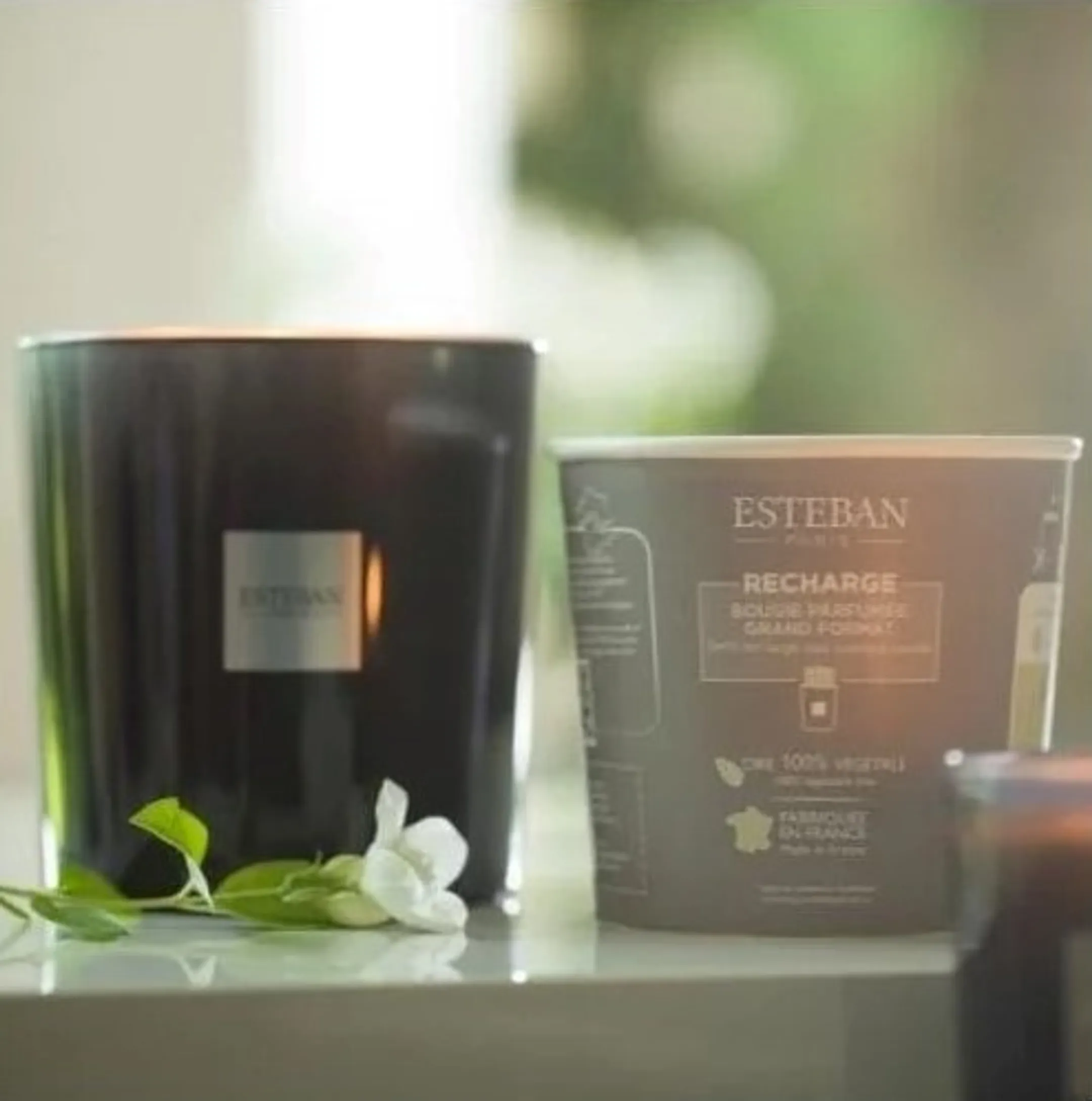 ESTEBAN Duftkerze 450g Teck et Tonka image