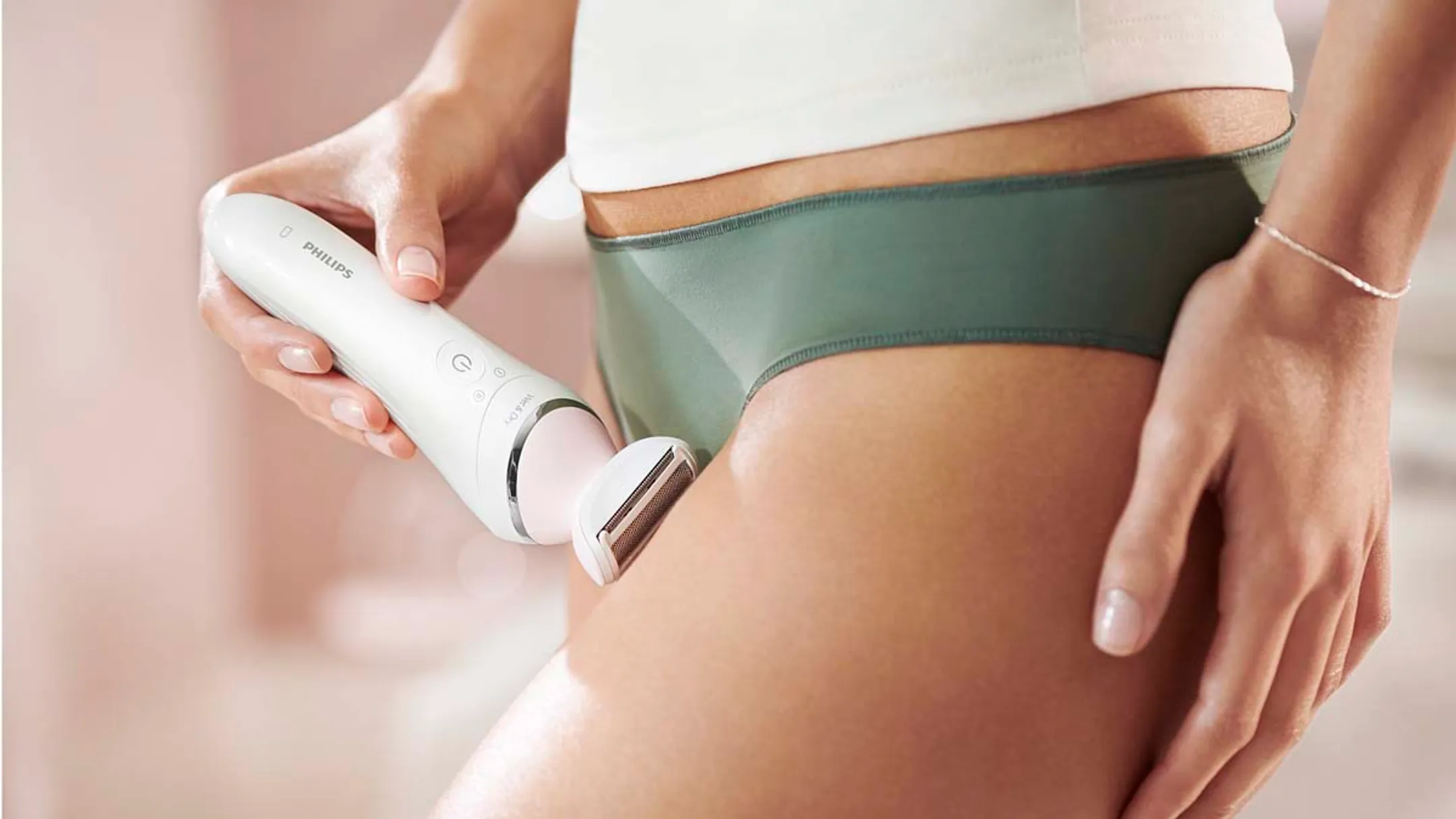 Philips Epilator 8000 Series BRE710/00 Wet & Dry image