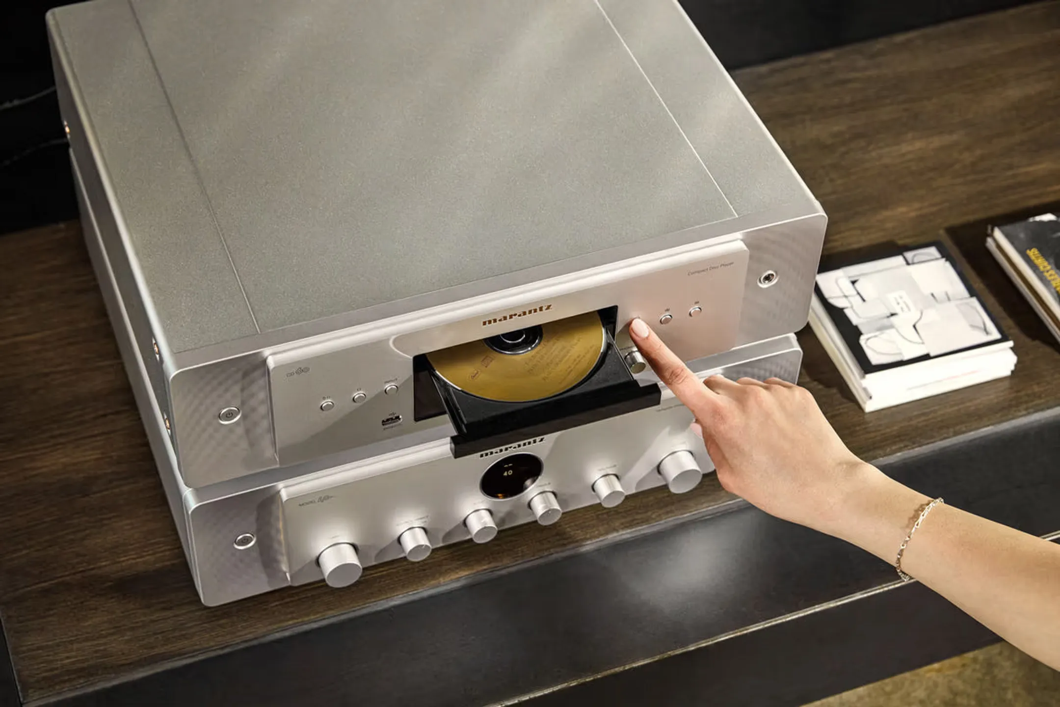 Marantz CD60/N1SG CD Player - Silver/Gold image