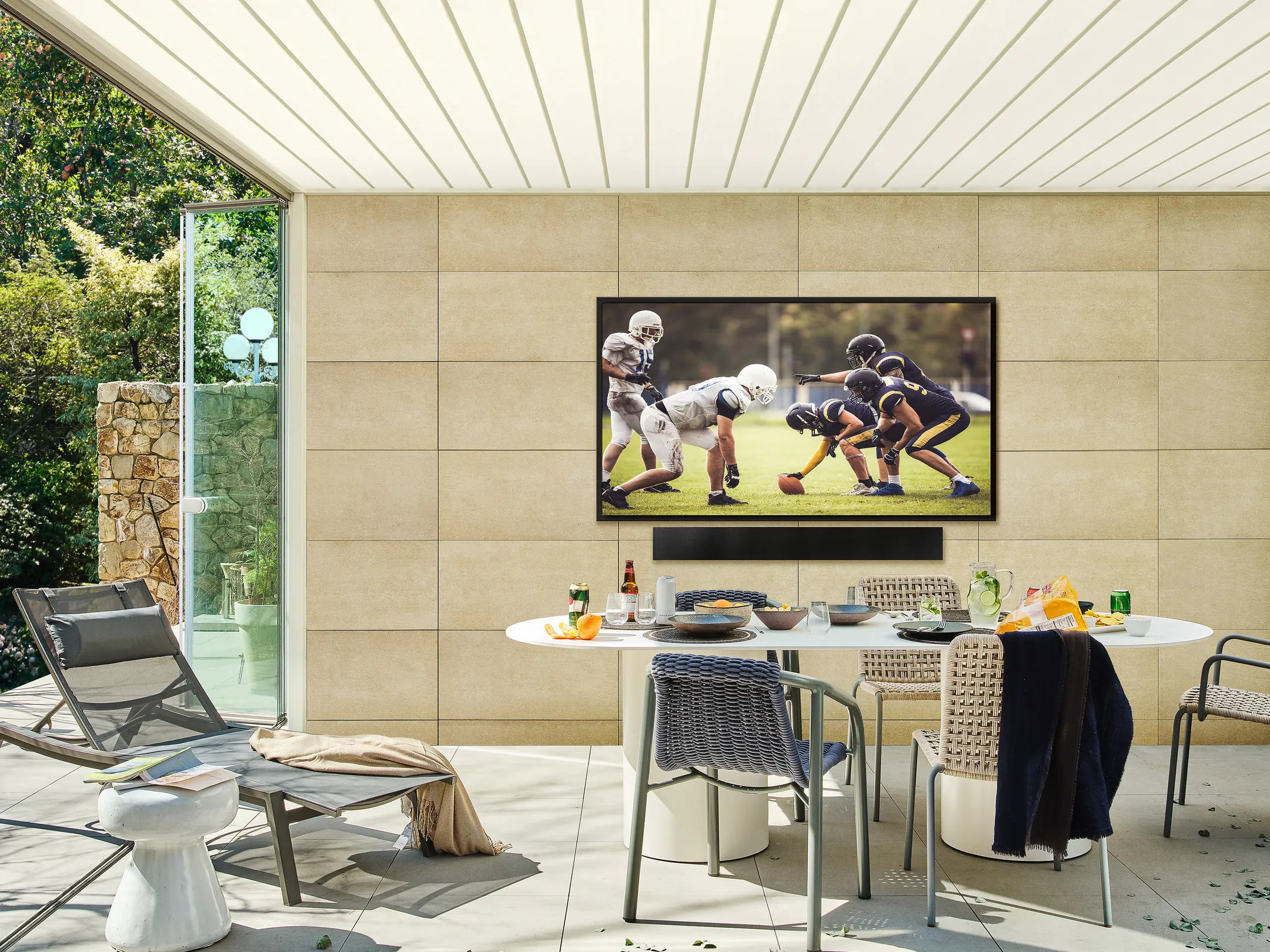 Samsung The Terrace QLED 4K-Fernseher QE55LST7 - 55 Zoll image