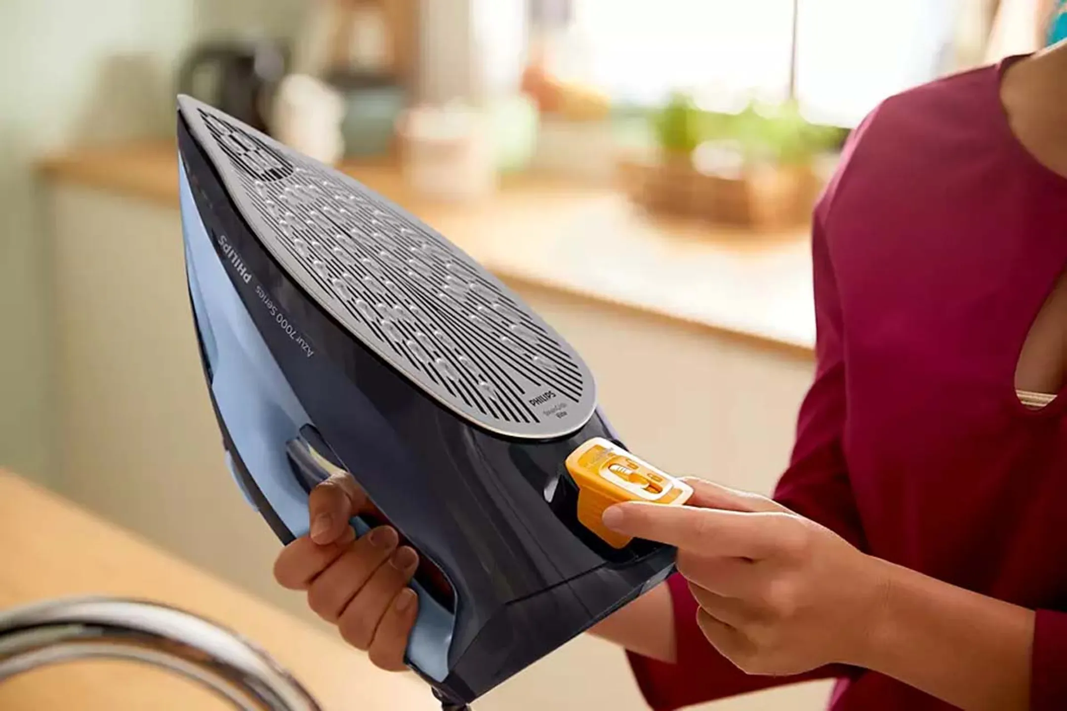 Philips Bügeleisen 7000 Series DST7041/20 image