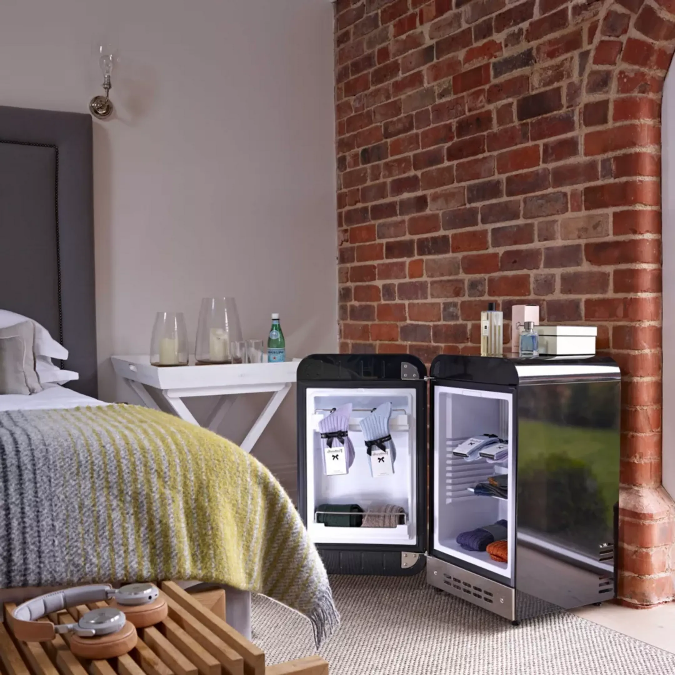 Smeg Kühlschrank FAB5LBL5 - Schwarz image