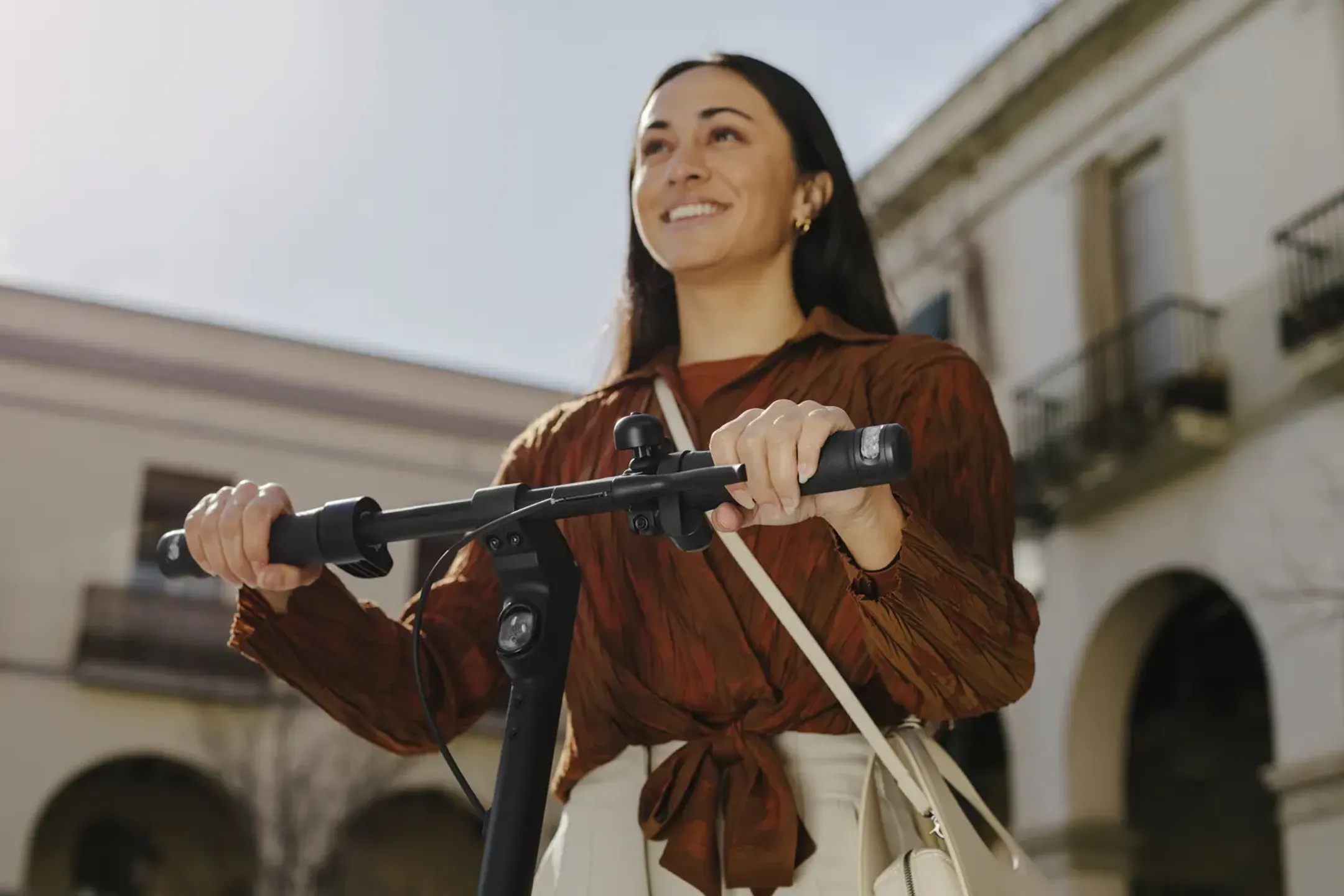 SEGWAY Ninebot KickScooter F2 E Electric scooter image