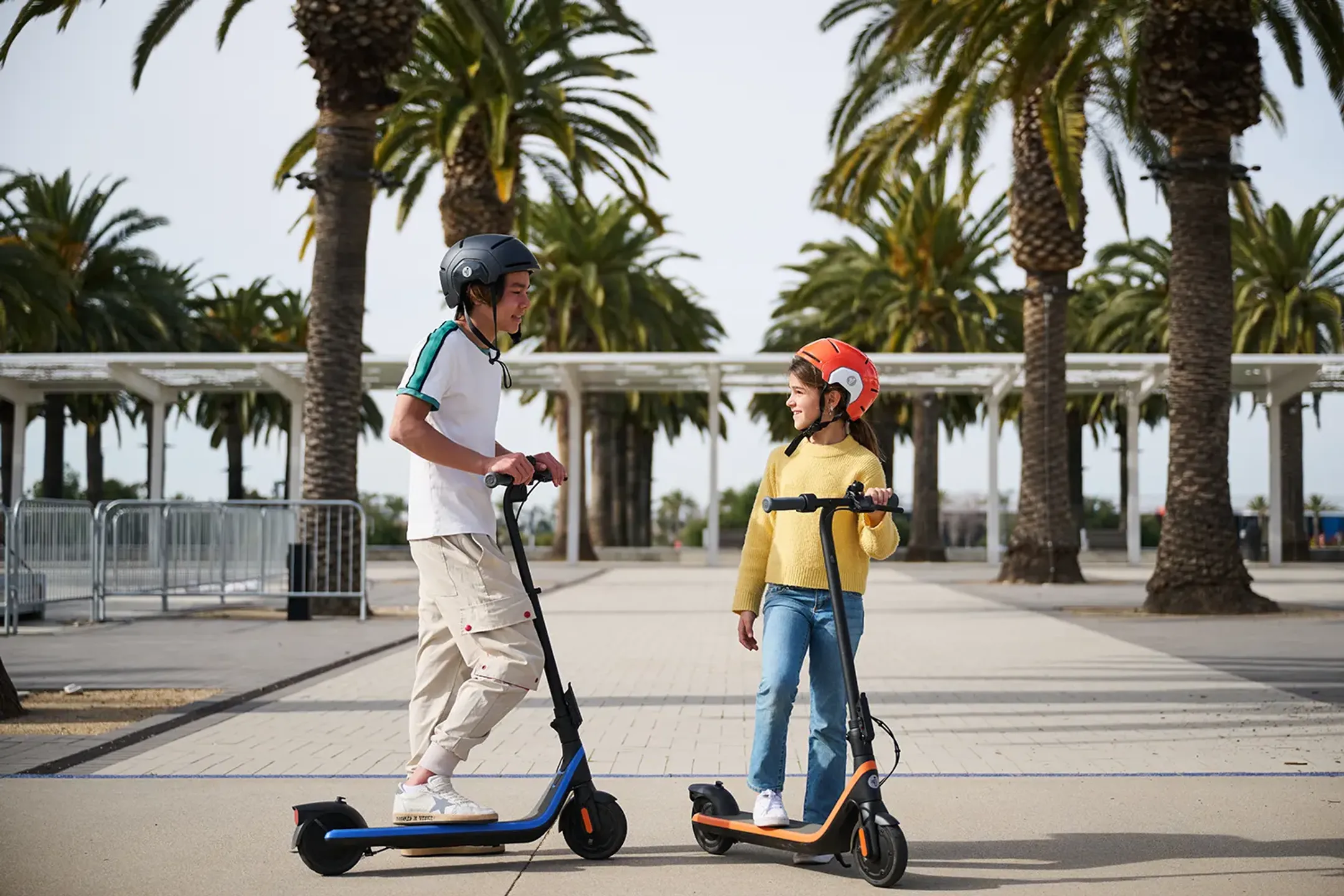 SEGWAY Kinder E-Scooter Ninebot KickScooter C2 E image