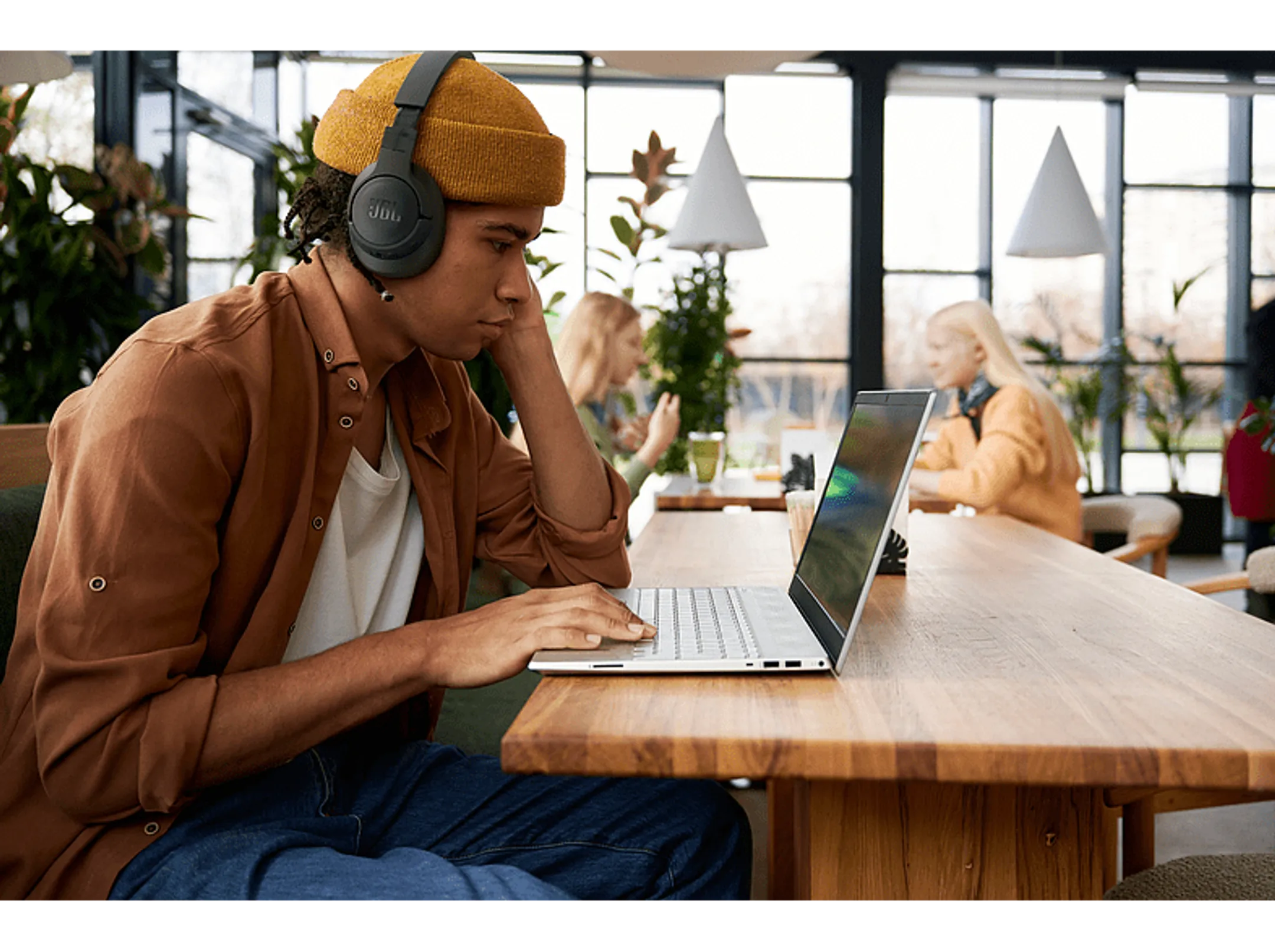 JBL TUNE 770NC Kabelloser Kopfhörer - Schwarz image