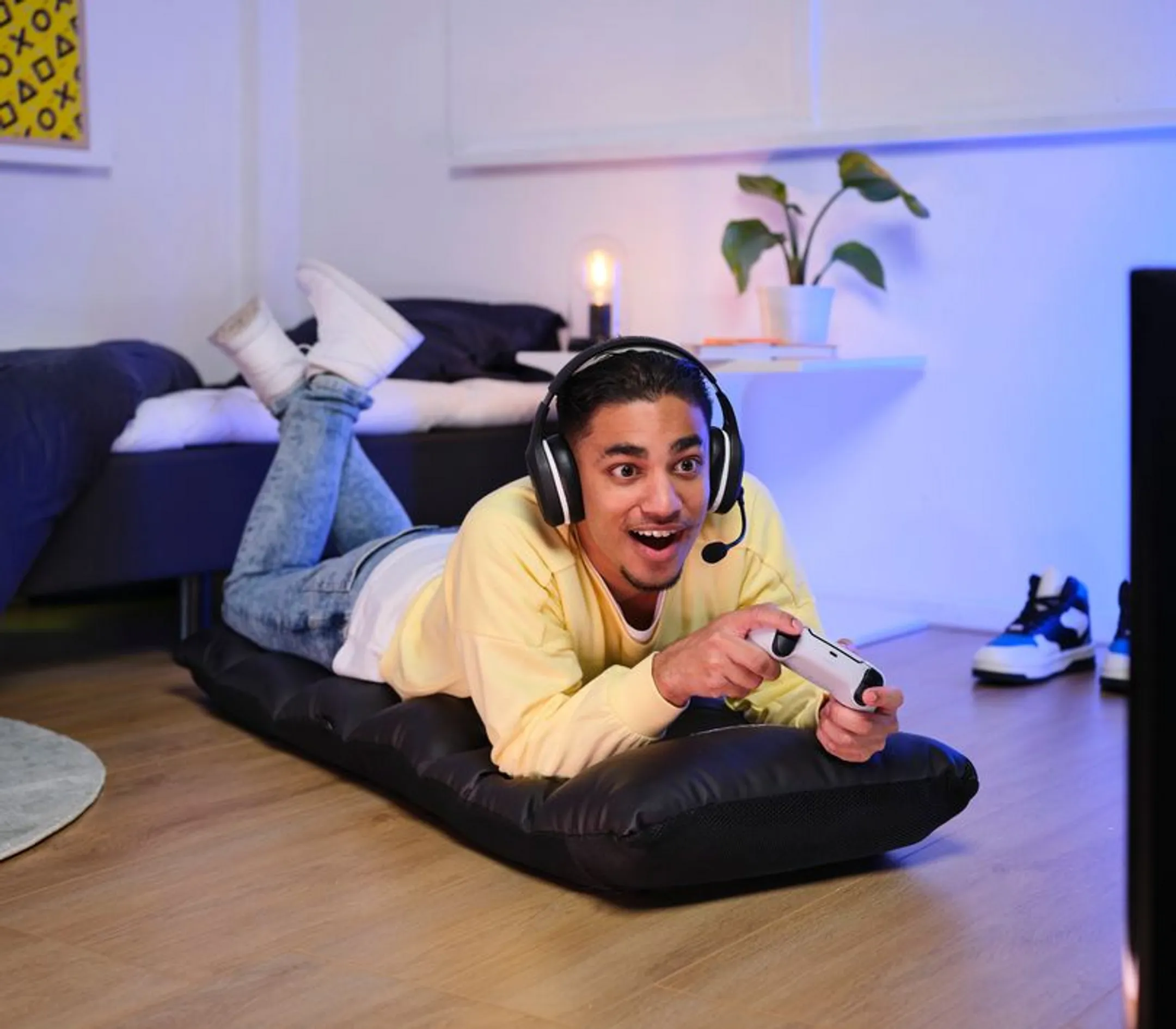 Trust GXT 718 Rayzee Foldable Gaming Chair - Black image