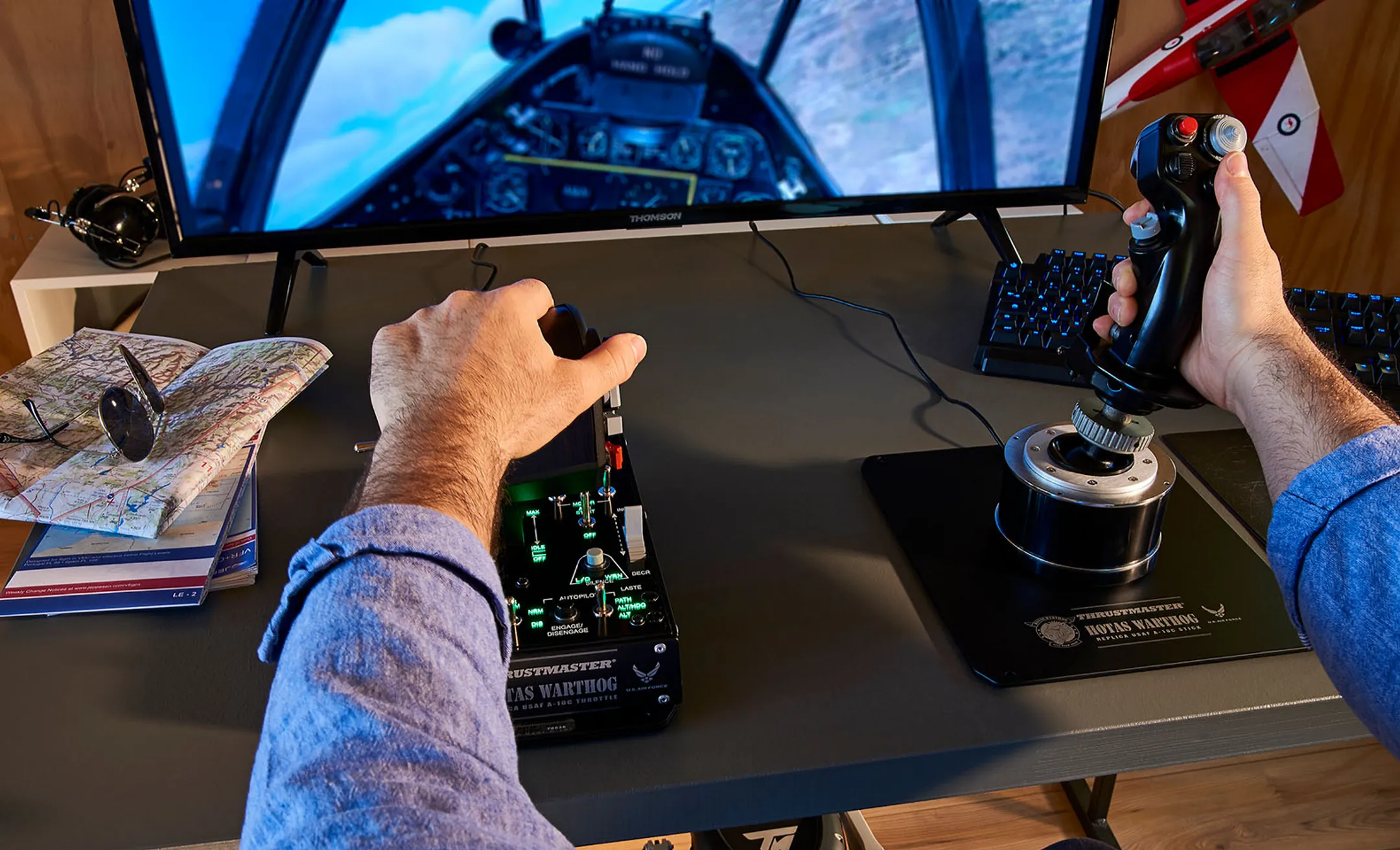 Thrustmaster Joystick & Throttle Hotas Warthog - Black image