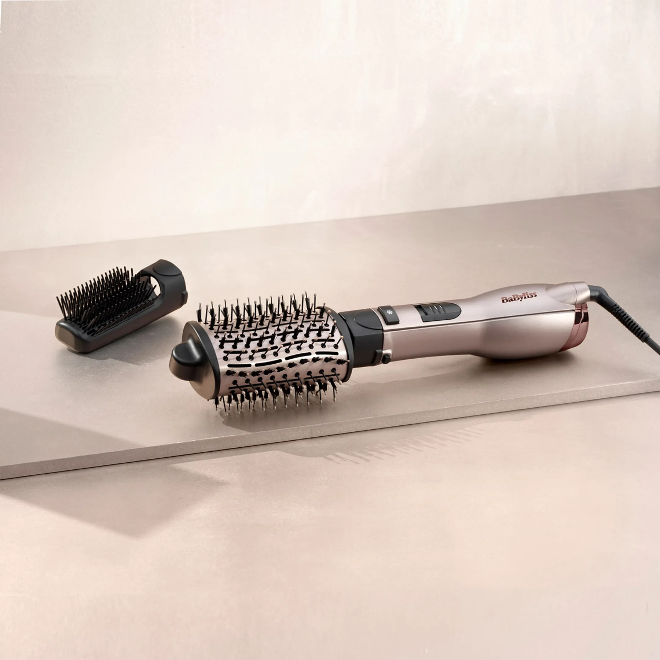 Babyliss Brosse soufflante Smooth Volume Air 1000 AS90PE image