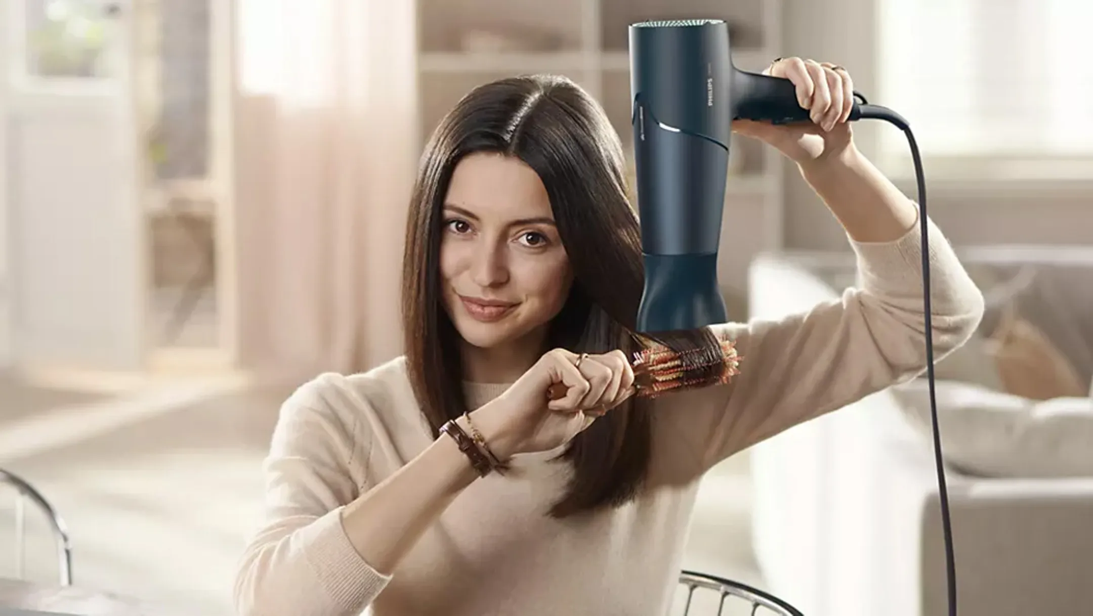Philips BHD512/20 5000 Series Hair Dryer image