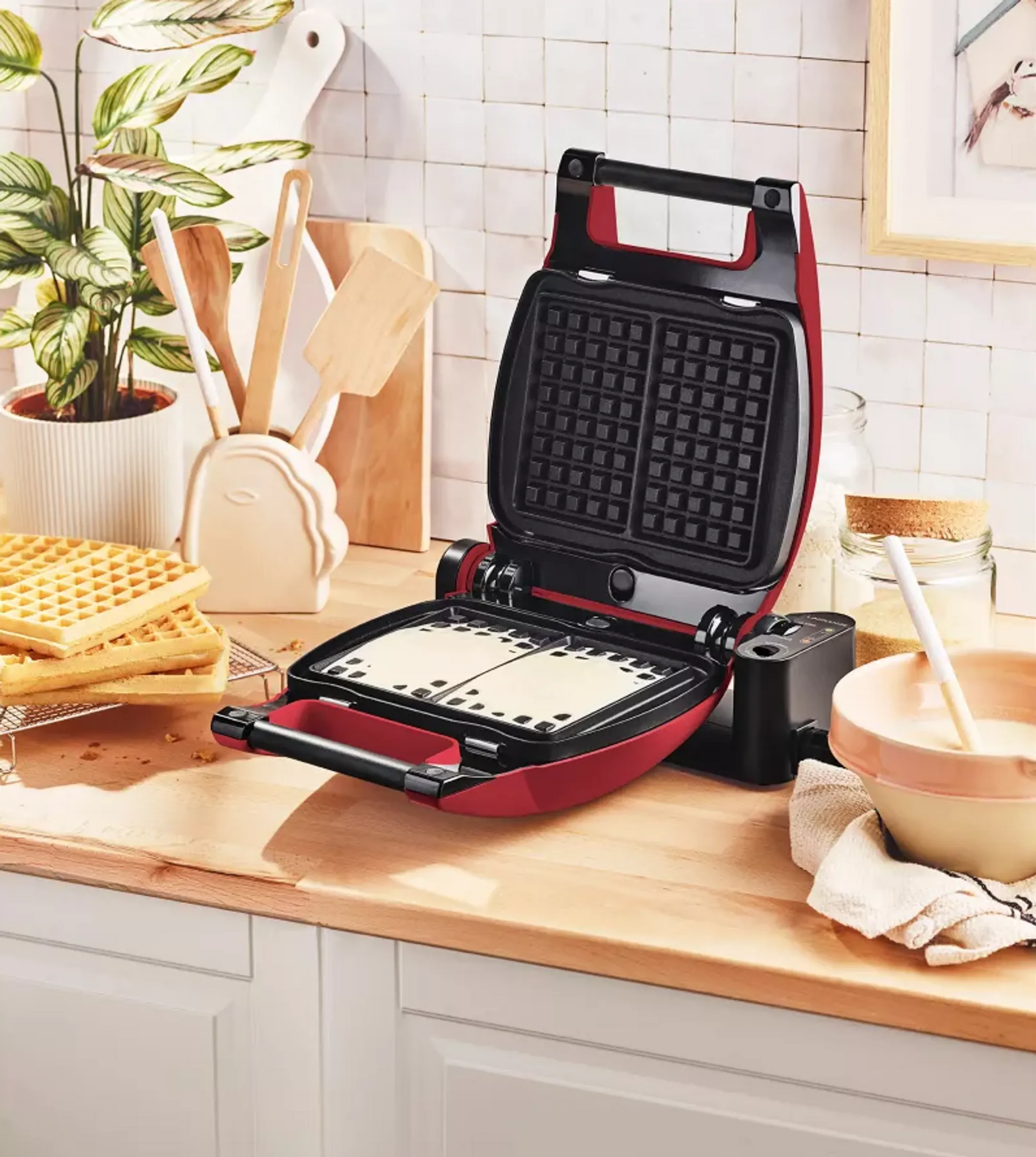 Lagrange Waffle maker Premium Gaufres - Red image