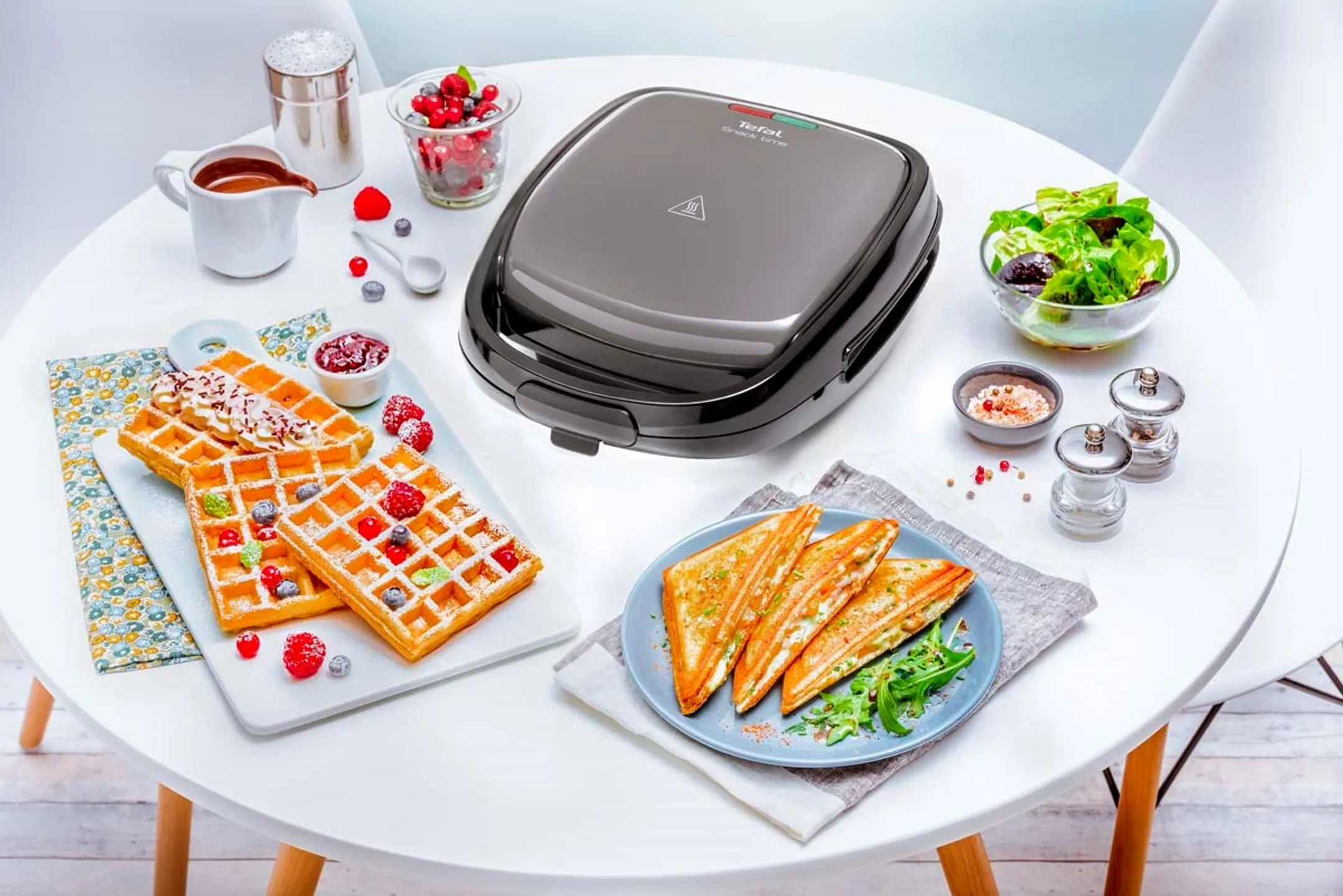 Tefal Snack Time SW341812 Sandwich maker image