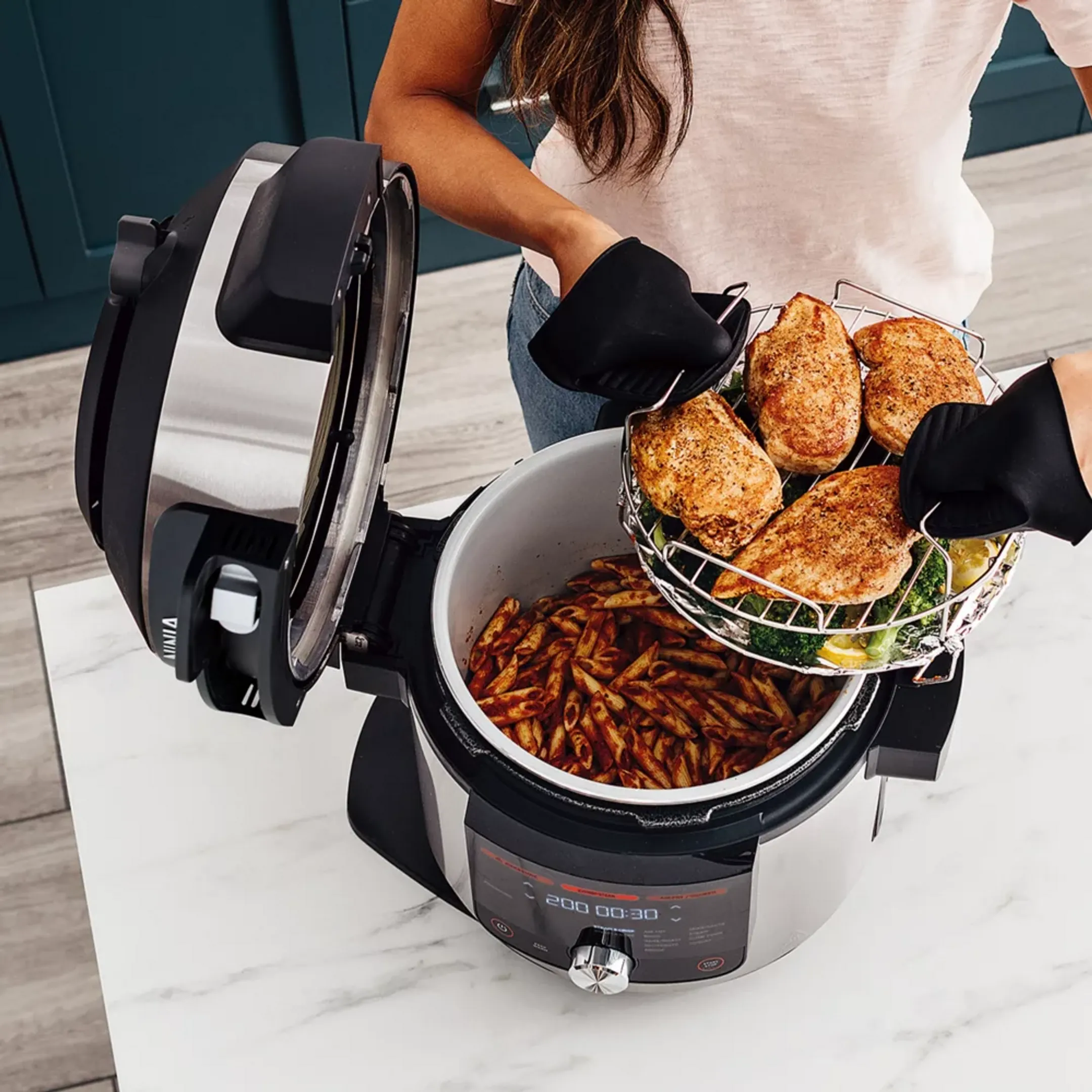 Ninja Multi-cooker SmartLid 14-en-1 Foodi MAX OL750EU image