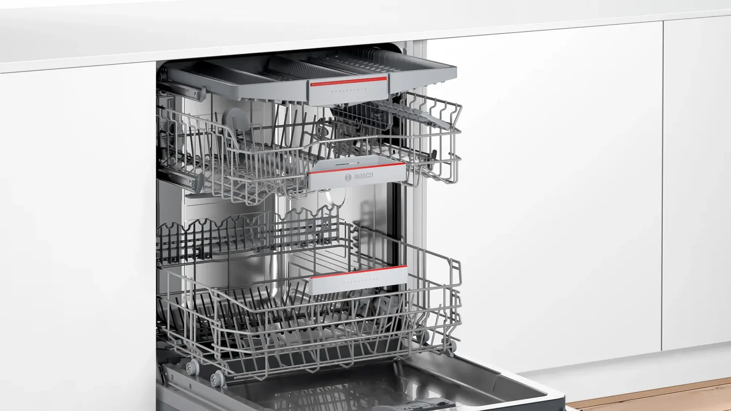 Lave-vaisselle Bosch Série 4 SMI4HCS19F - 60cm Semi-encastrable | 6 Programmes Et Home Connect