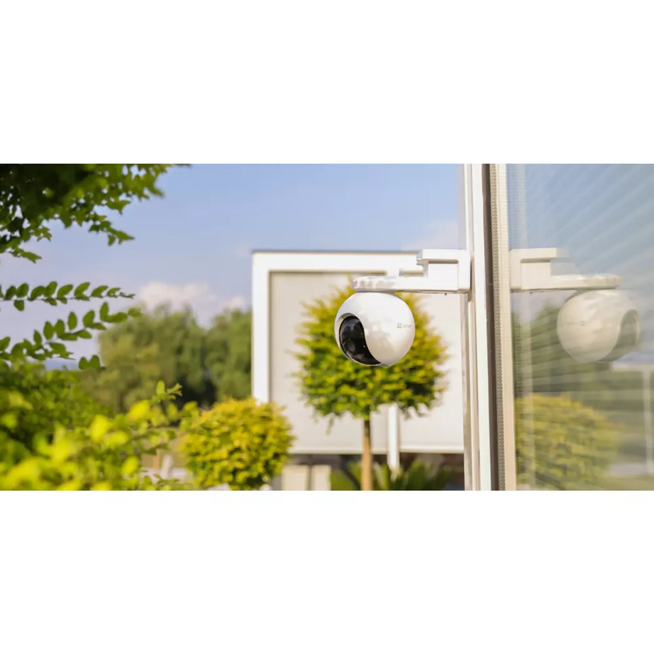 Ezviz HB8 2K+ Motorized Security Camera - White image