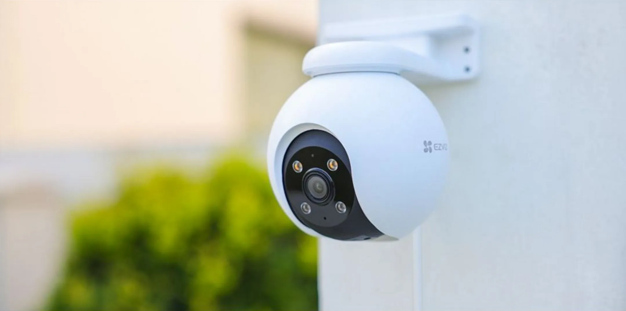 Ezviz H8 Pro 2K Motorized Security Camera - White image