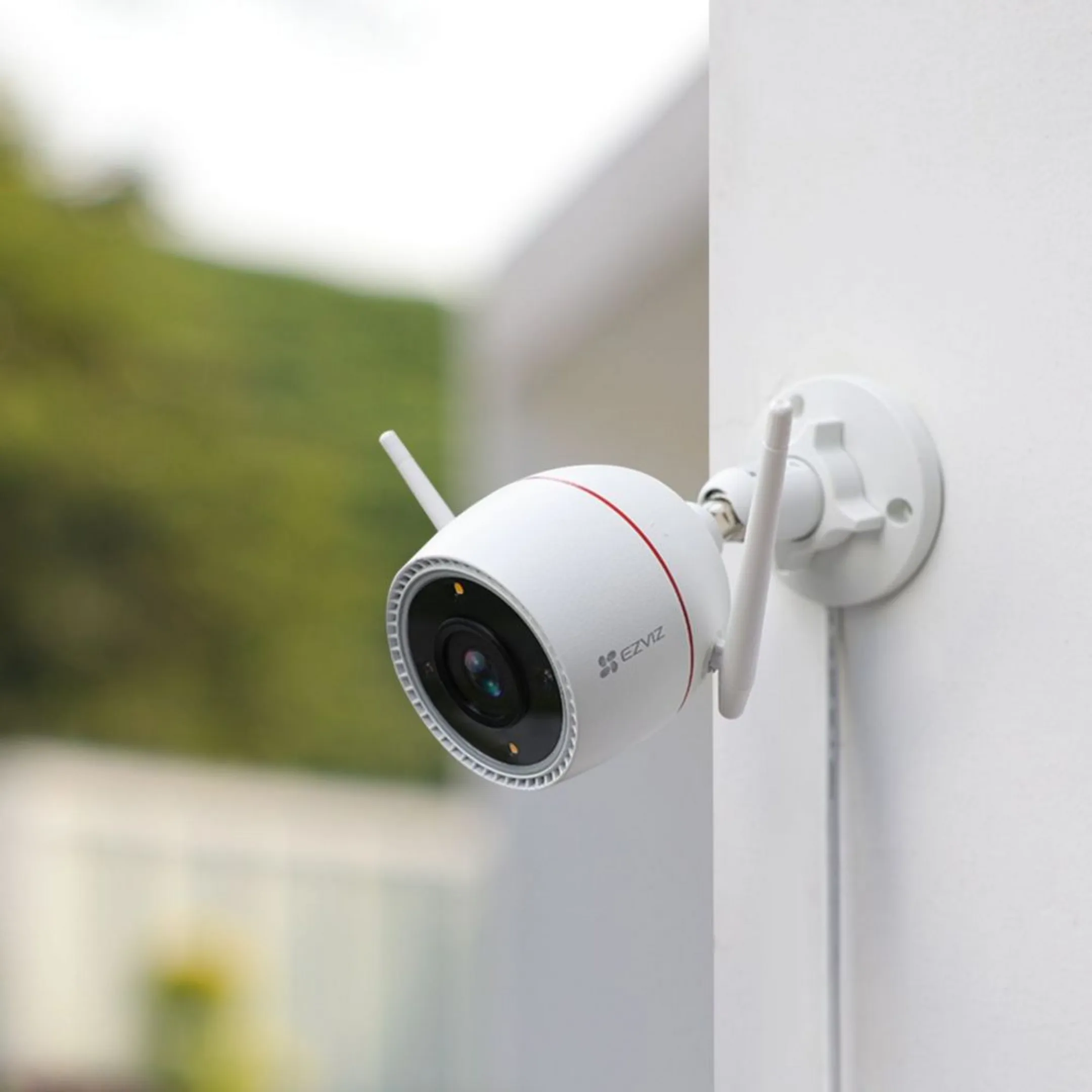Ezviz Security camera H3c 2K - White image
