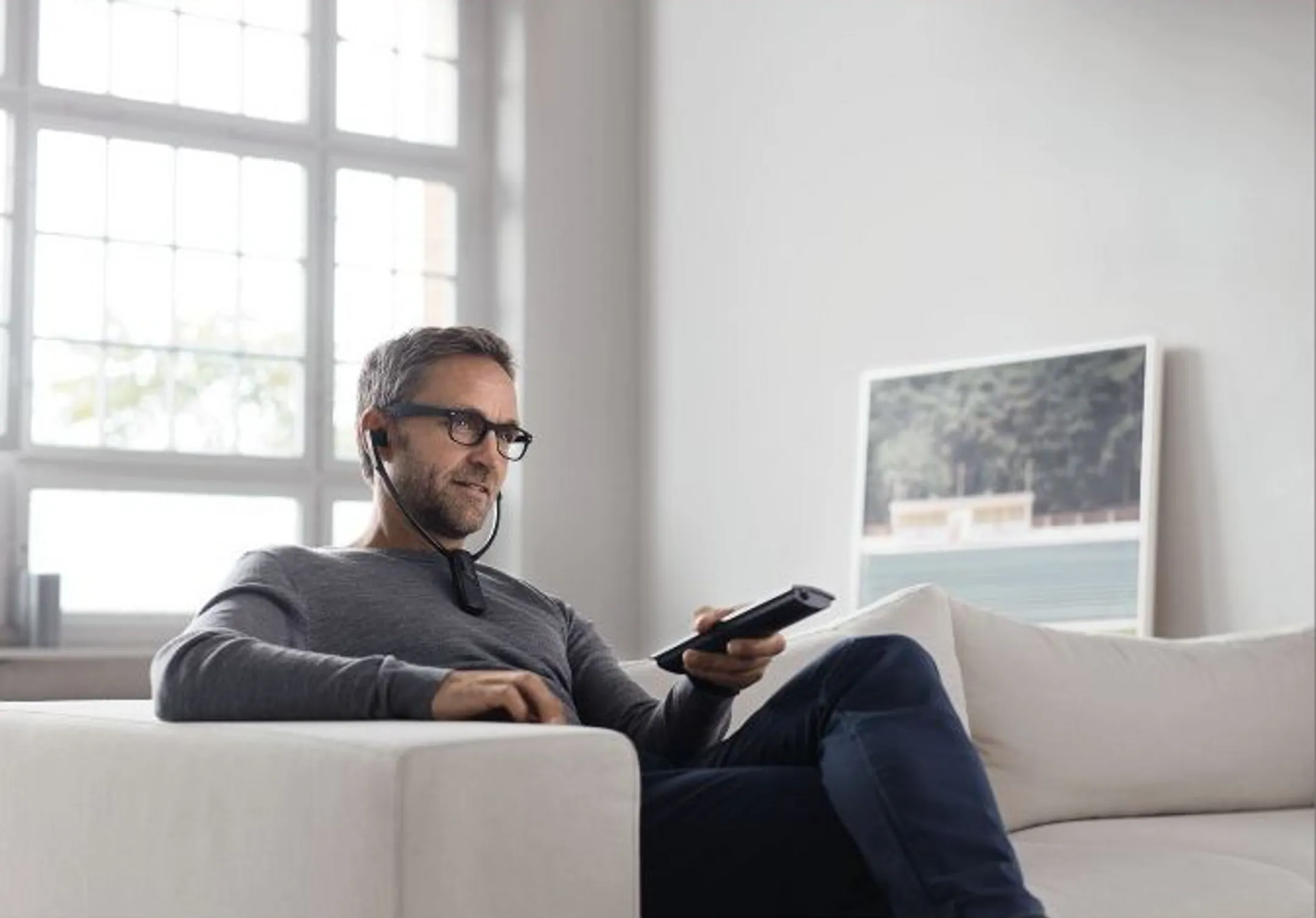 Sennheiser RS 2000 Wireless TV Headphones - Black image