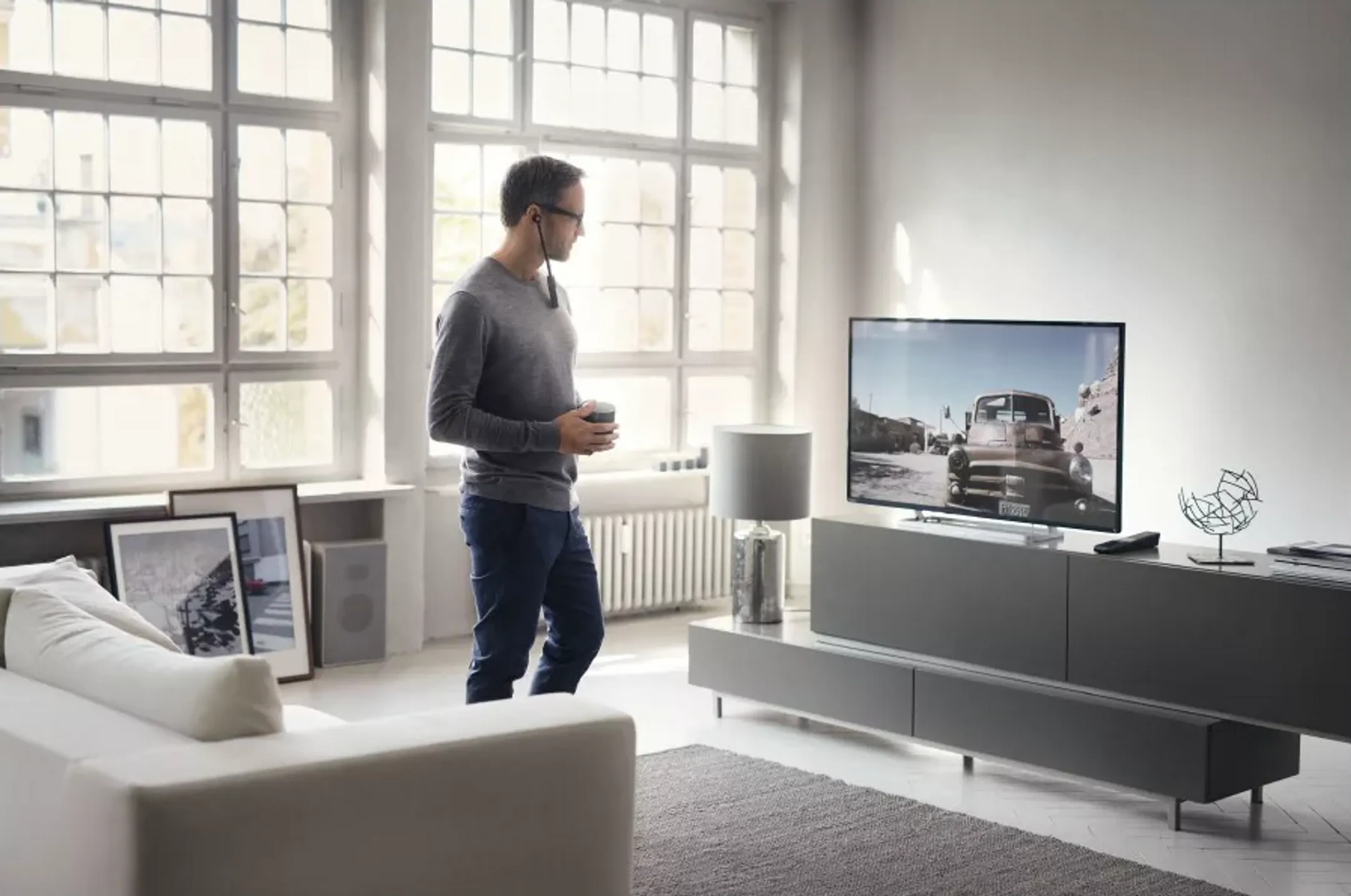 Sennheiser RS 2000 Wireless TV Headphones - Black image