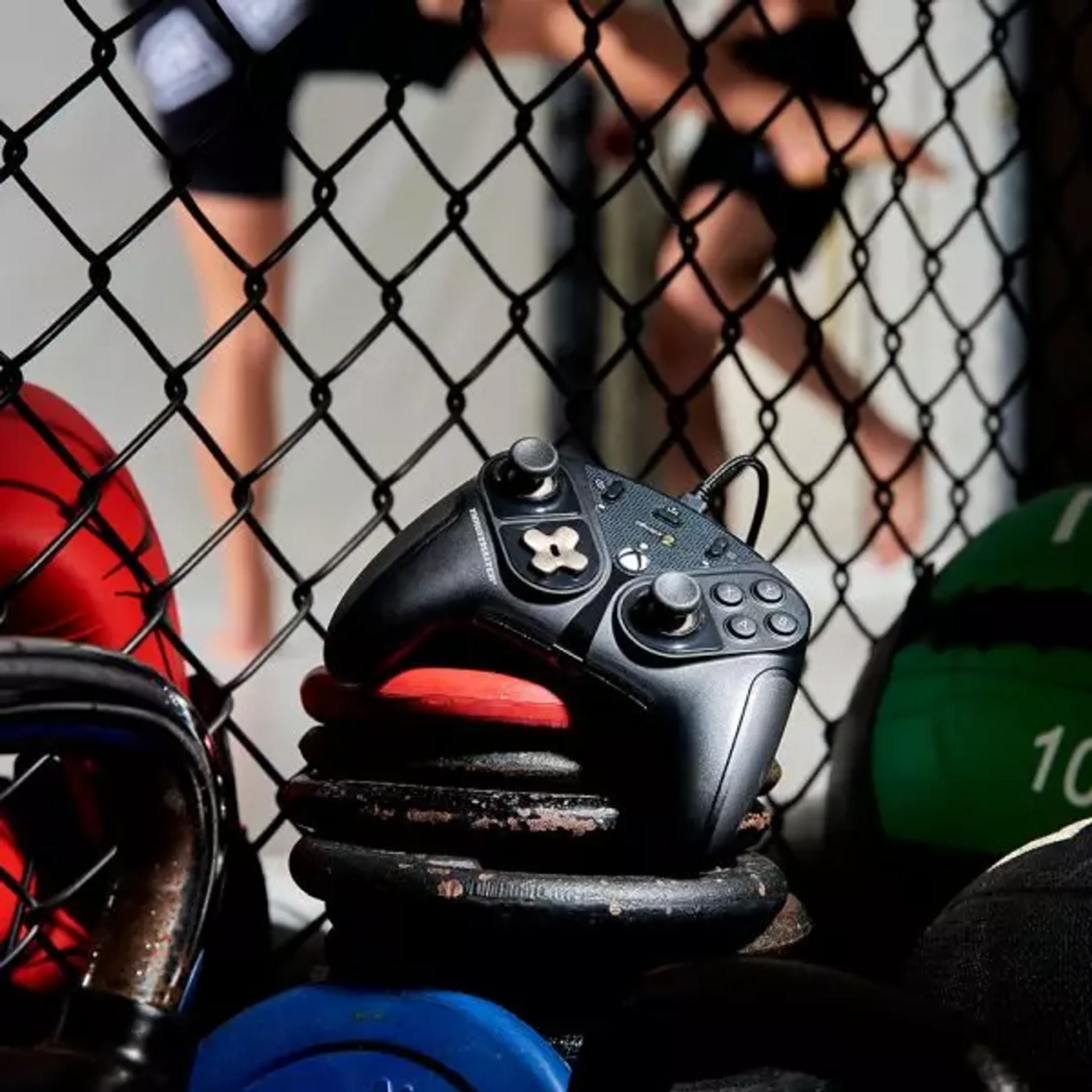 Thrustmaster ESWAP X2 Game Controller - Black image